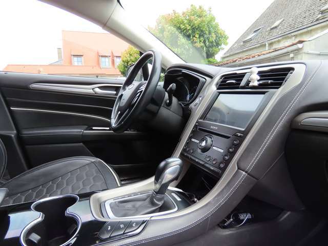 Ford Mondeo VINGALE , MEHV hybrid