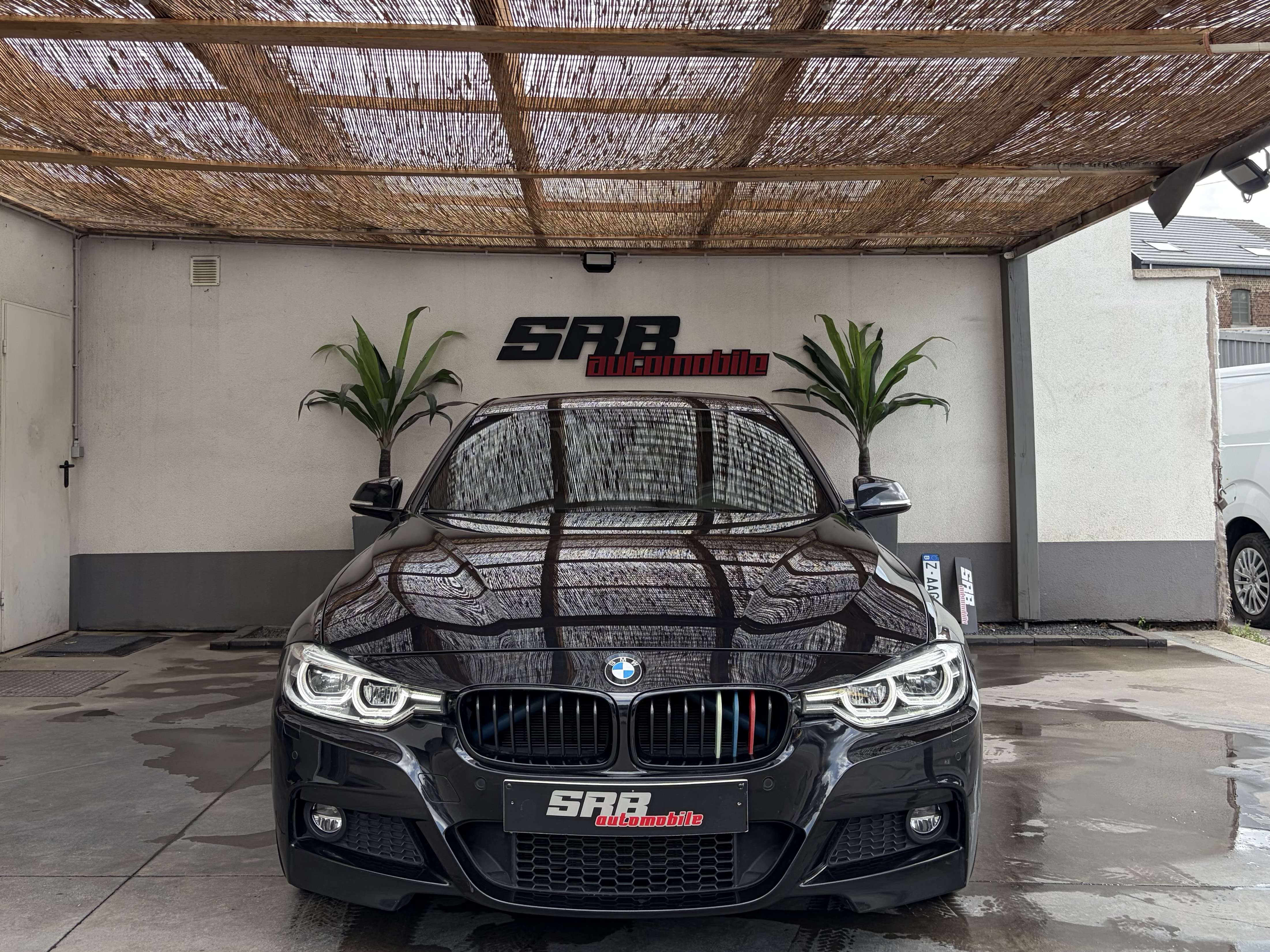 BMW 320 BMW 320iAS Pack M