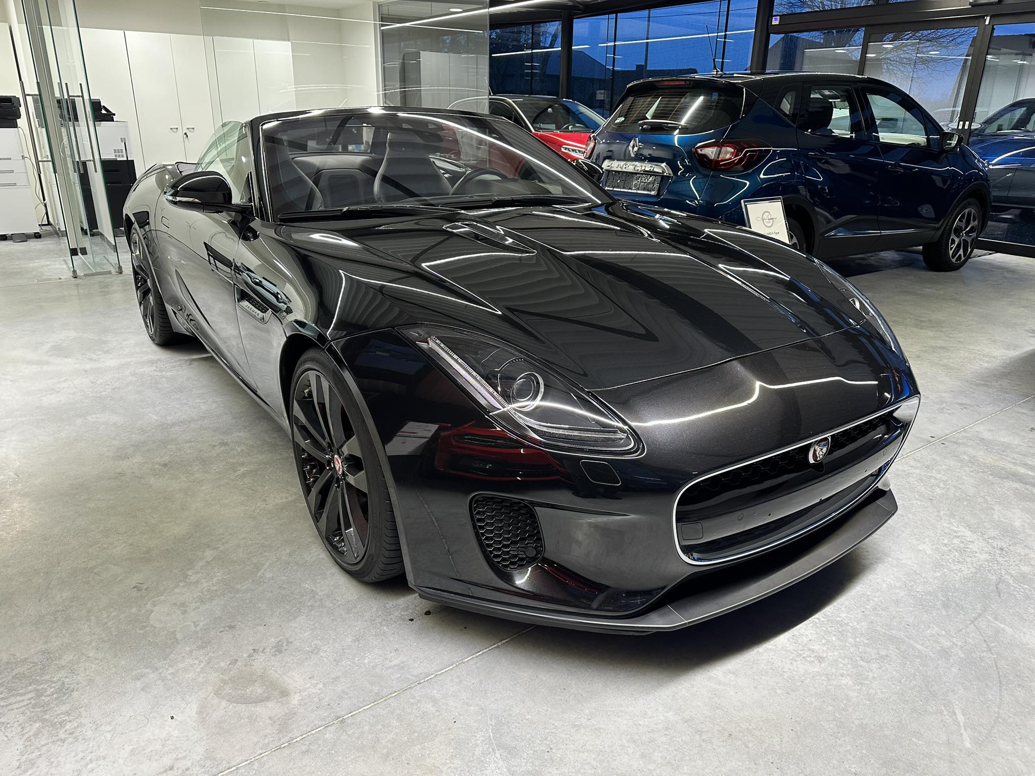 Jaguar F-type (3) CABRIOLET 2.0 P300 R-DYNAMIC AUTO
