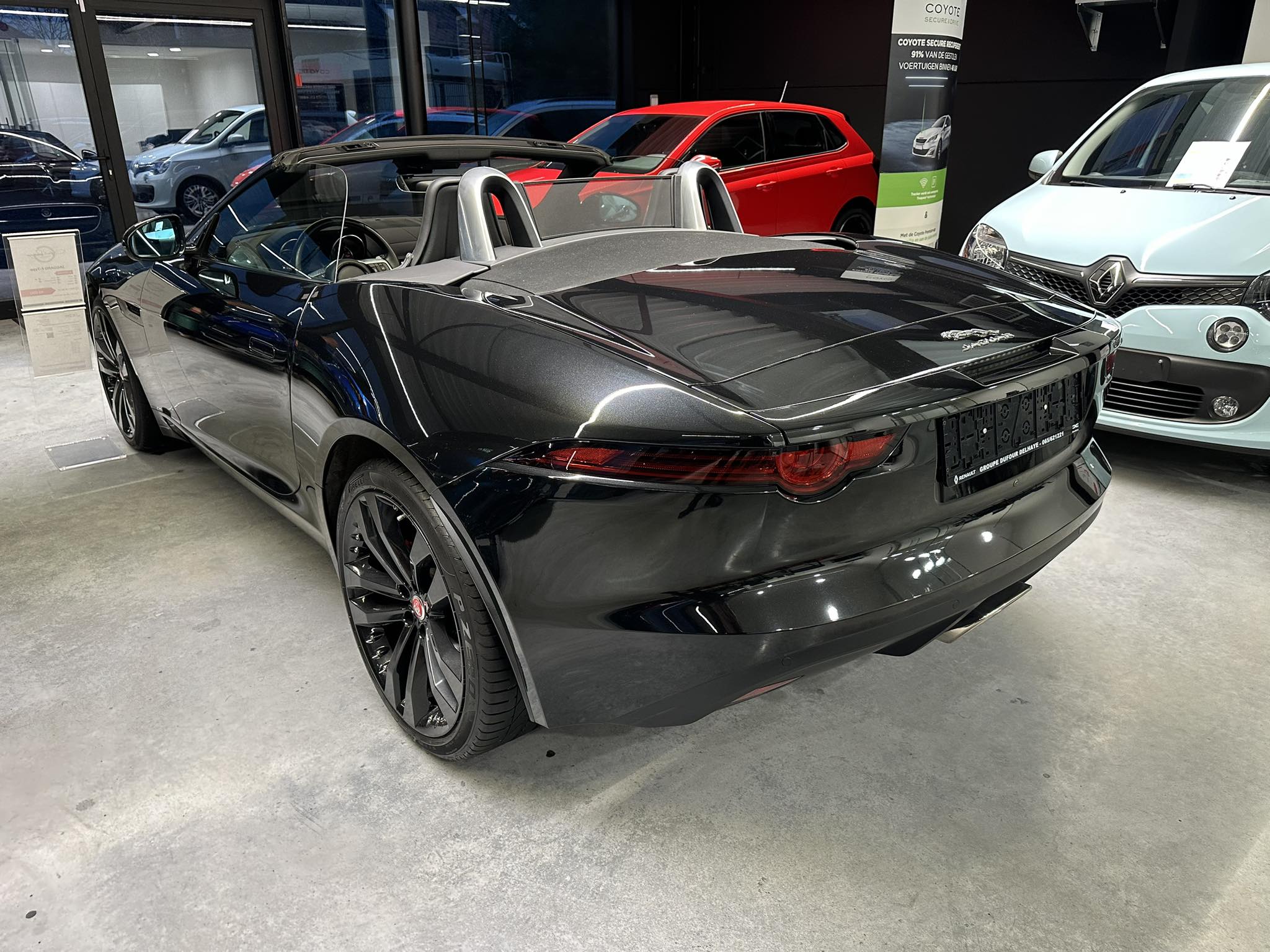 Jaguar F-type (3) CABRIOLET 2.0 P300 R-DYNAMIC AUTO