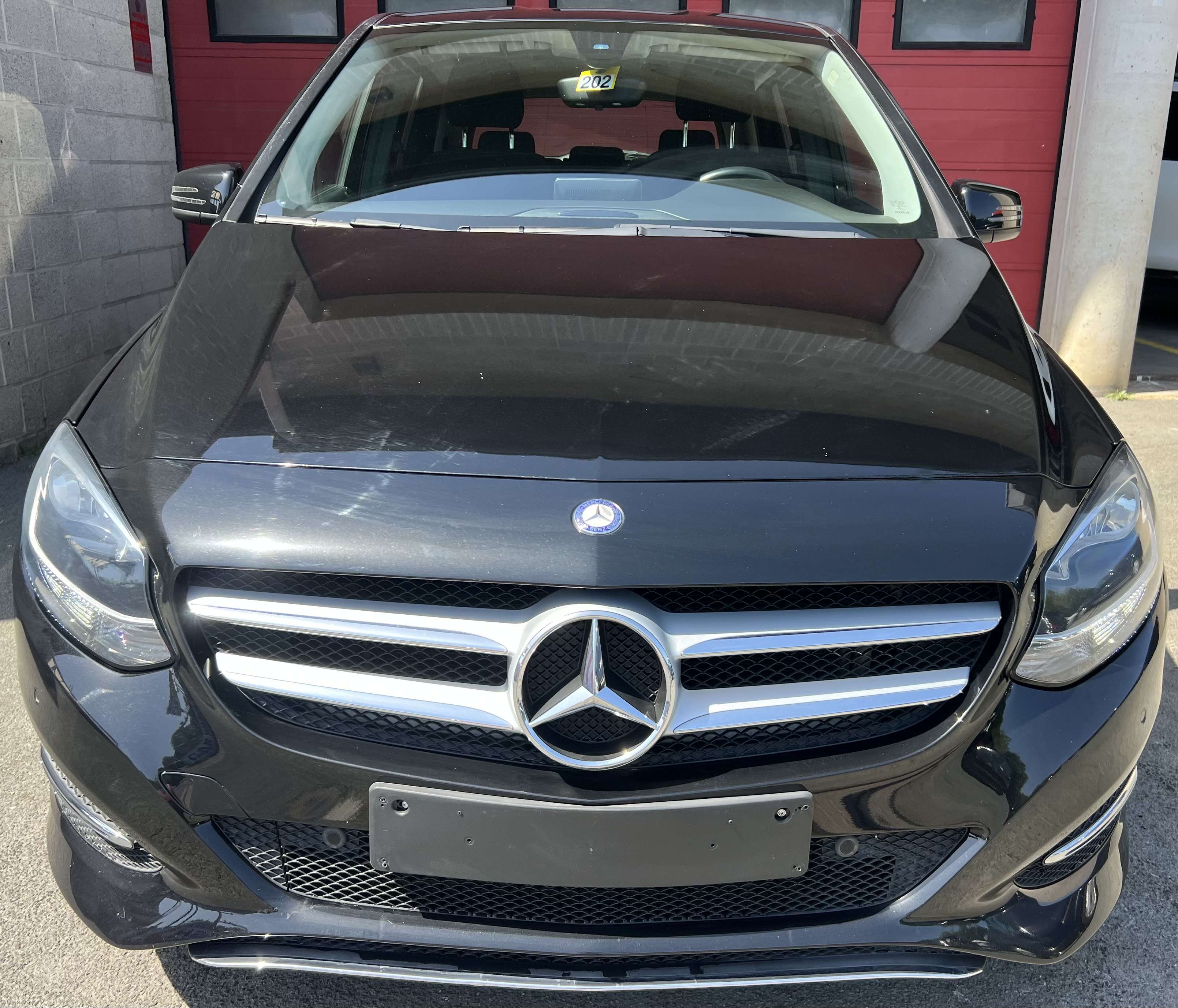 Mercedes-Benz B 180 d + CAR-PASS + NAVI + BOITE AUTOMAAT