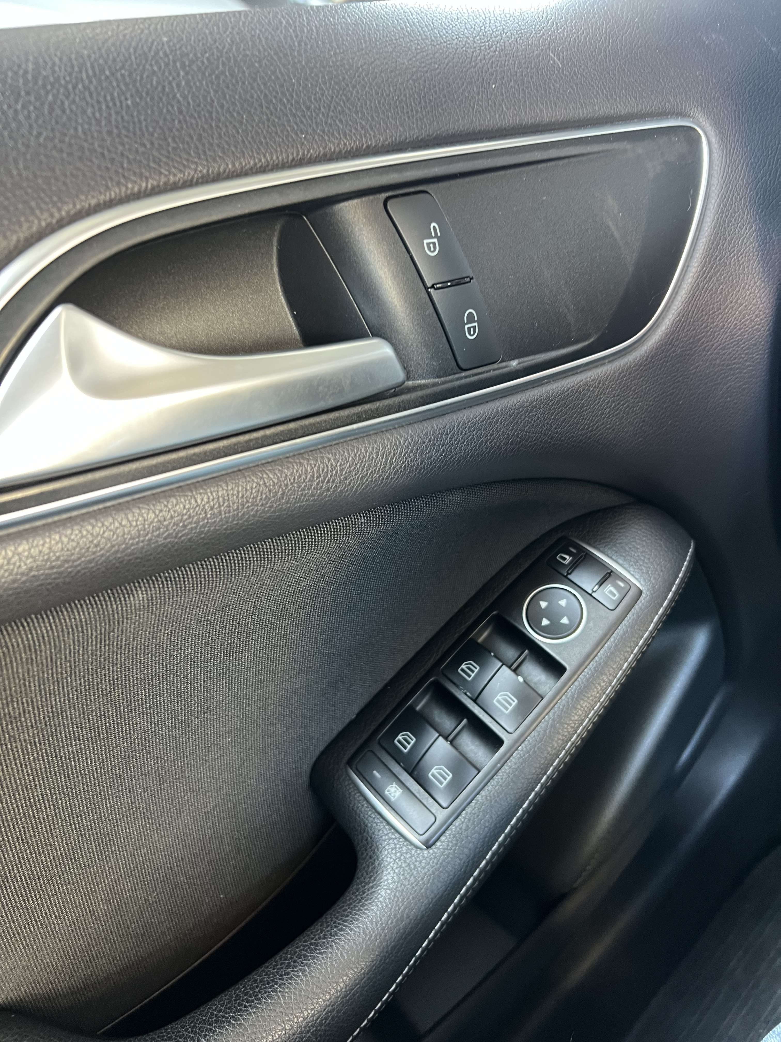 Mercedes-Benz B 180 d + CAR-PASS + NAVI + BOITE AUTOMAAT