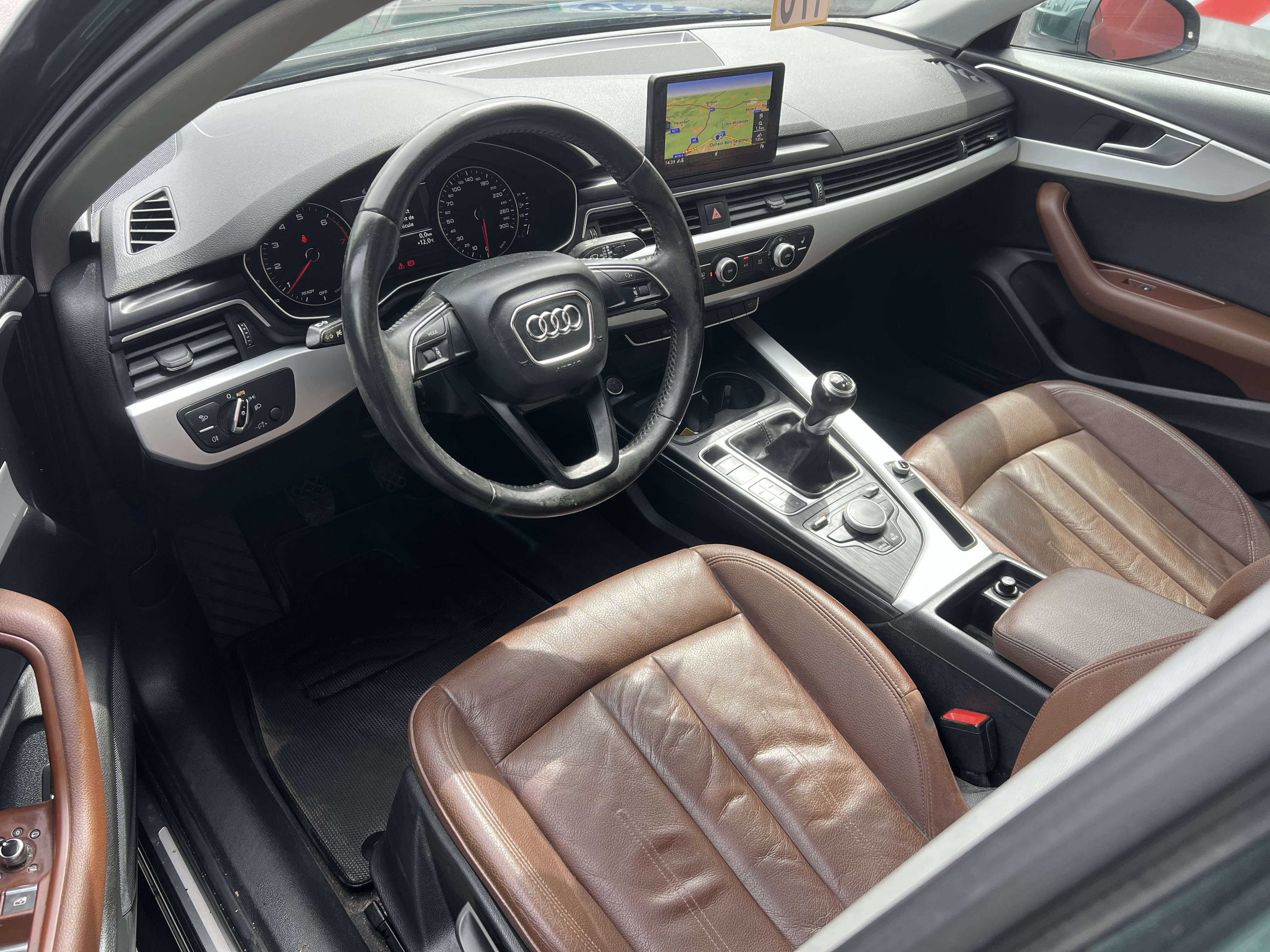 Audi A4 1.4 TFSI Design + NAVI + CUIR