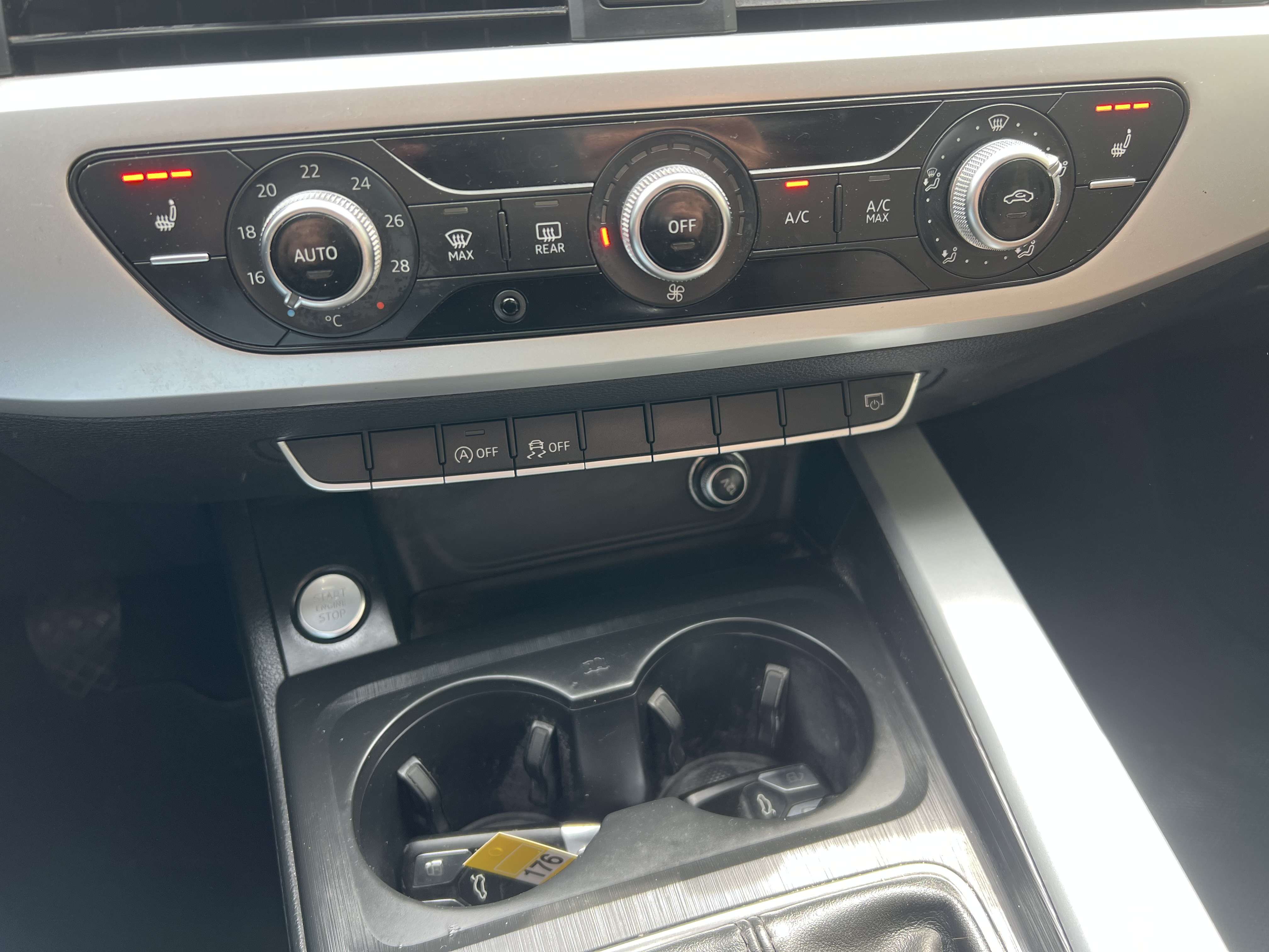 Audi A4 1.4 TFSI Design + NAVI + CUIR