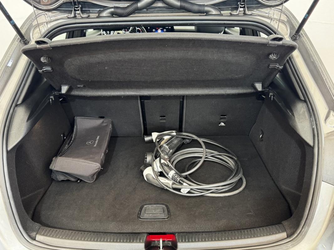 Mercedes-Benz Classe A Compact IV 250 e Business Line 8G-DCT