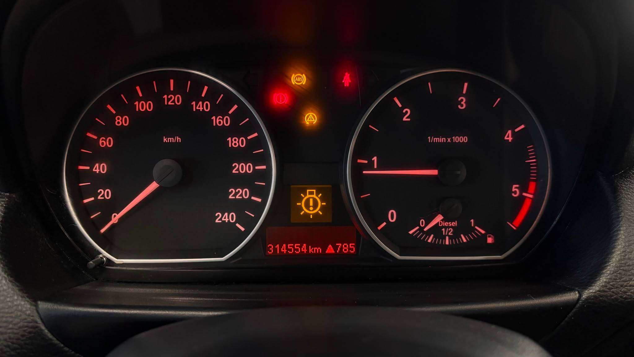 BMW 116 D DIESEL bj. 2010 MANUEEL 5DEURS