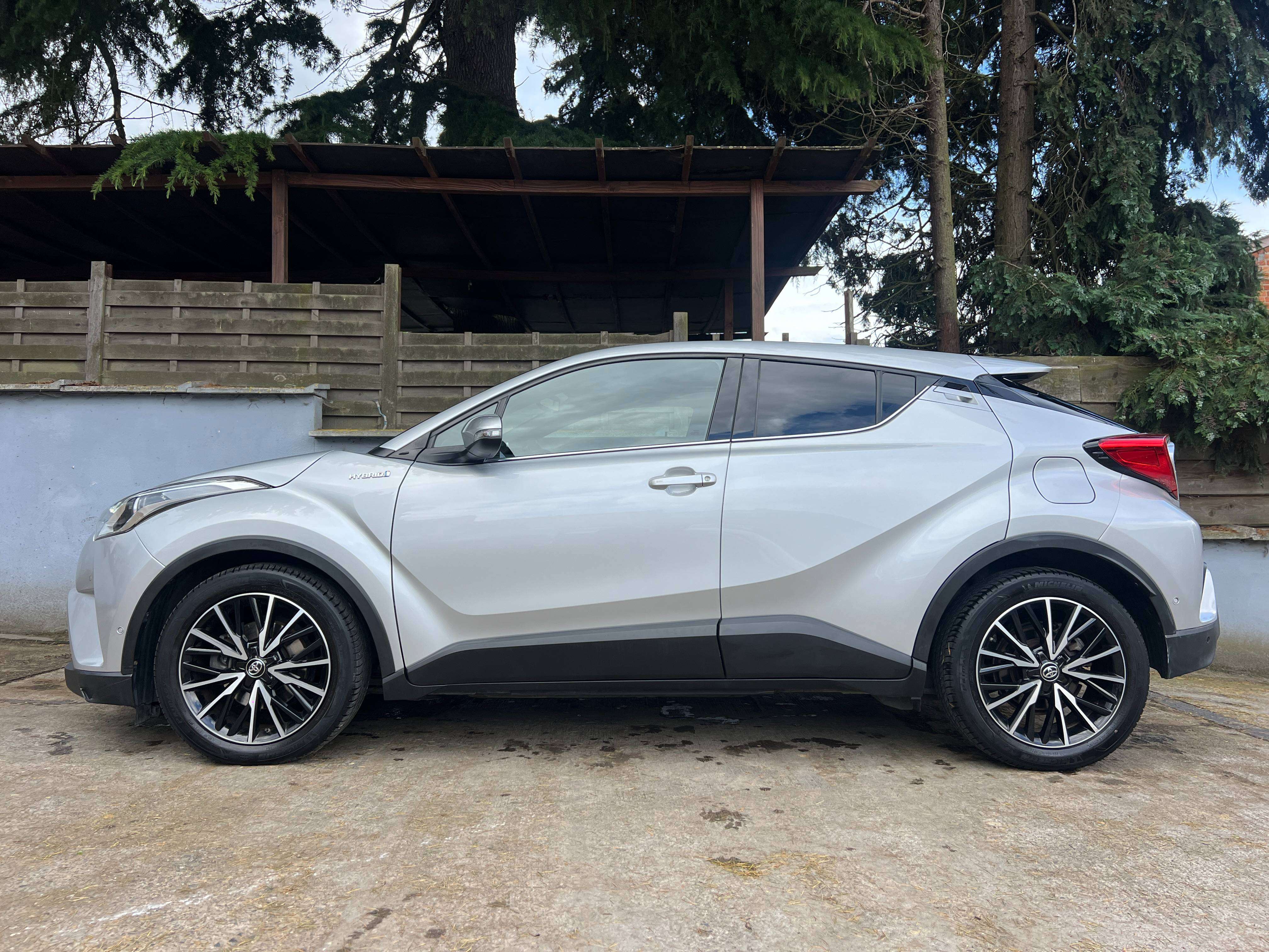 Toyota C-HR C-HR Hybrid 1.8i VVT-i C-Business Plus E-CVT