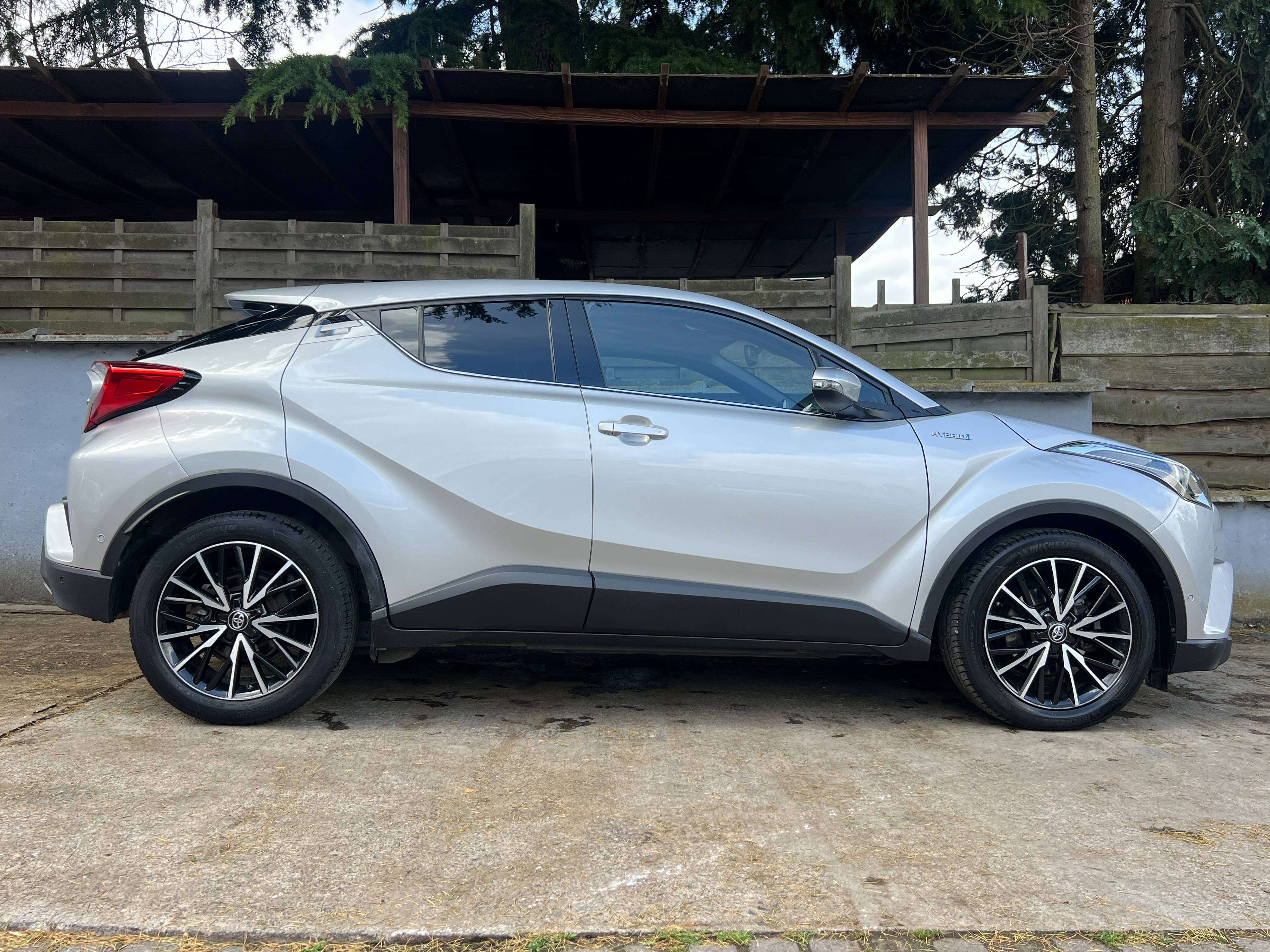 Toyota C-HR C-HR Hybrid 1.8i VVT-i C-Business Plus E-CVT
