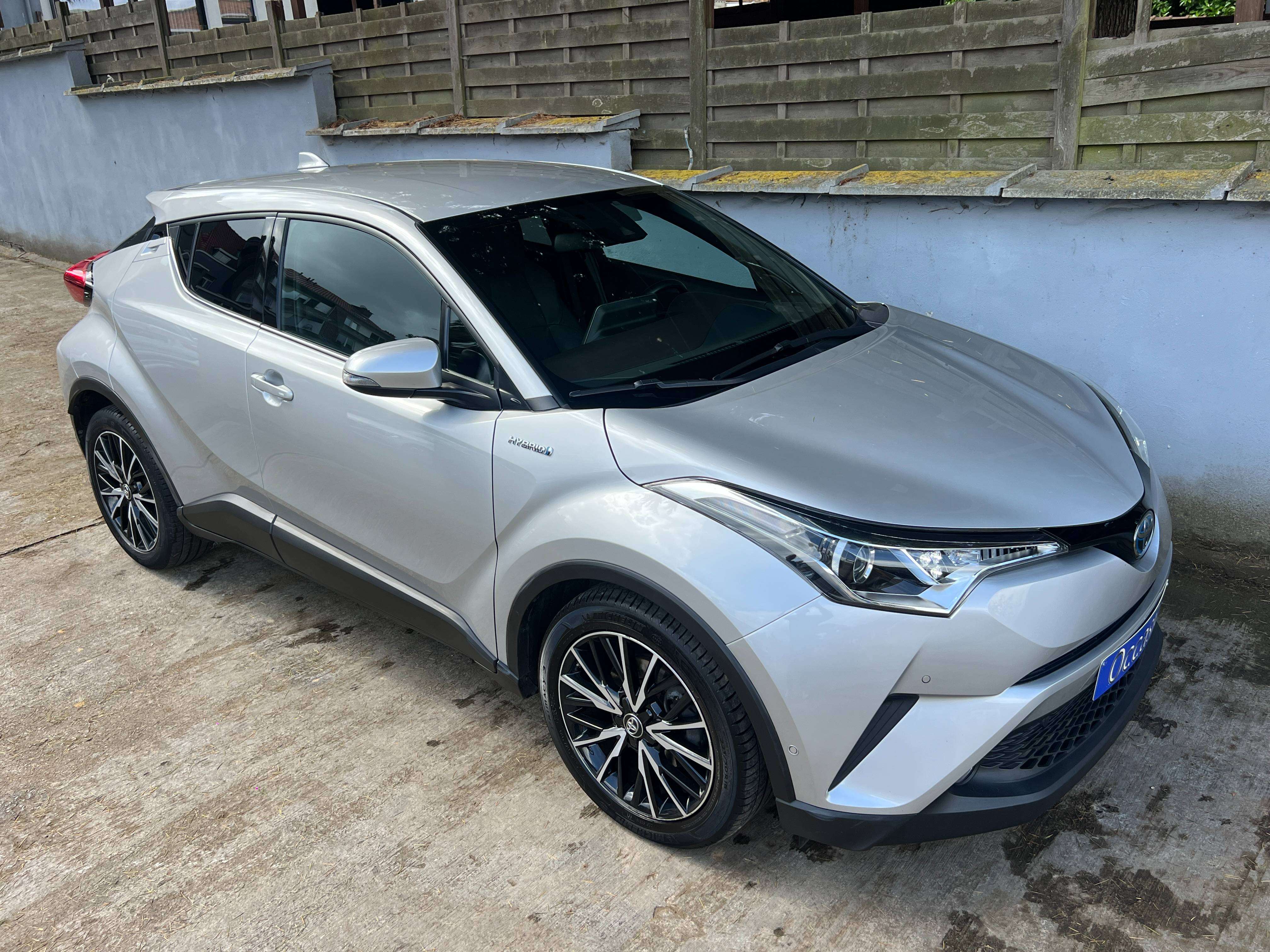 Toyota C-HR C-HR Hybrid 1.8i VVT-i C-Business Plus E-CVT
