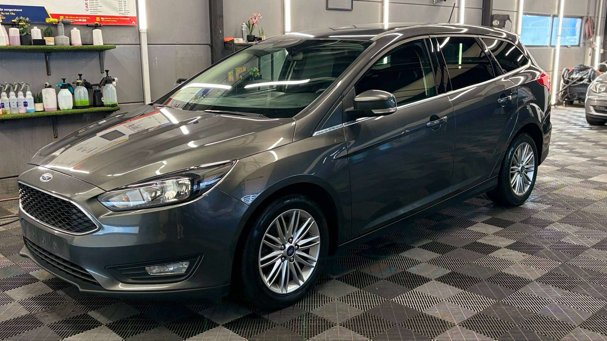 Ford Focus DIESEL  Bj. 2017 Euro 6 194314KM