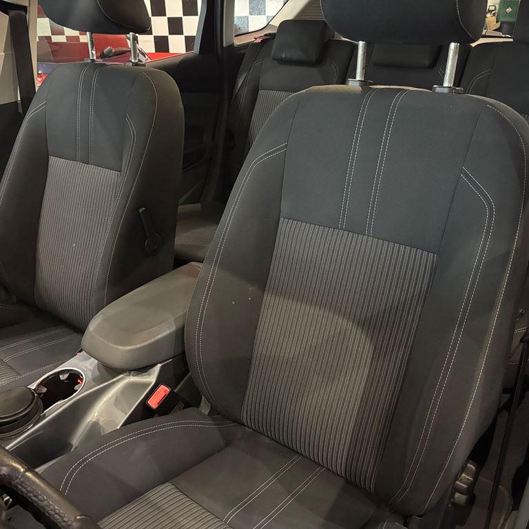 Ford C-max TITANIUM 1.0 125 S&S ECOBOOST