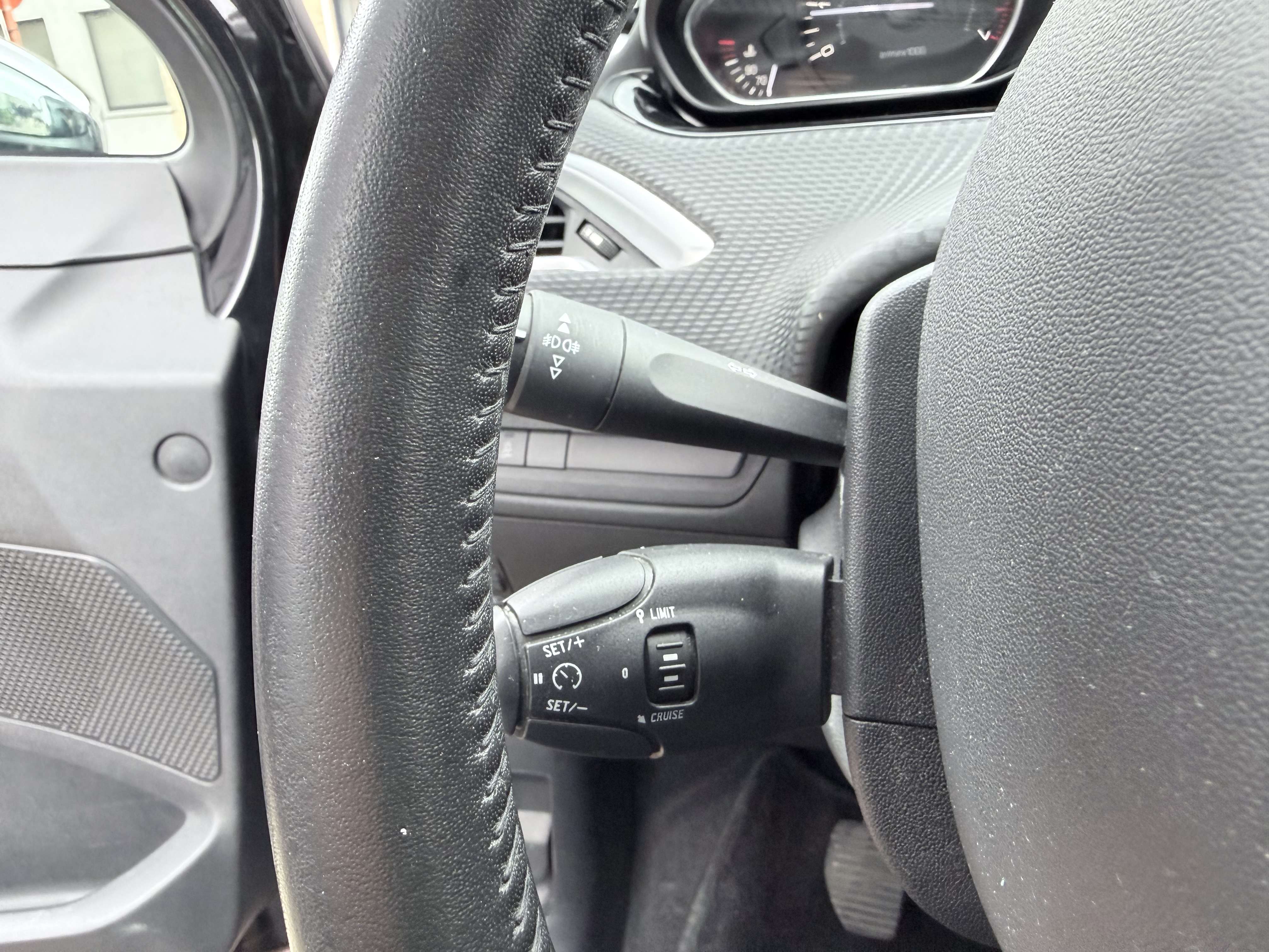 Peugeot 2008 1.2 I EDITION STYLE | NAVI | AIRCO | CRUISE