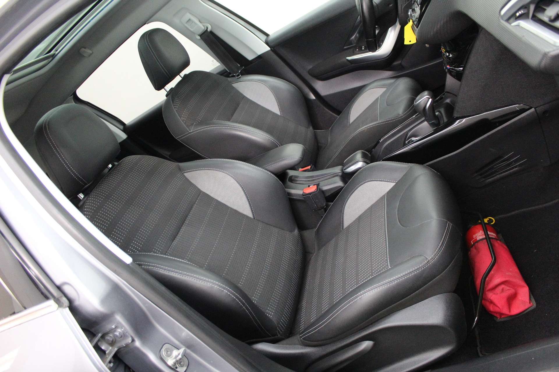 Peugeot 2008 2008 1.2 PureTech Style S * Garantie *