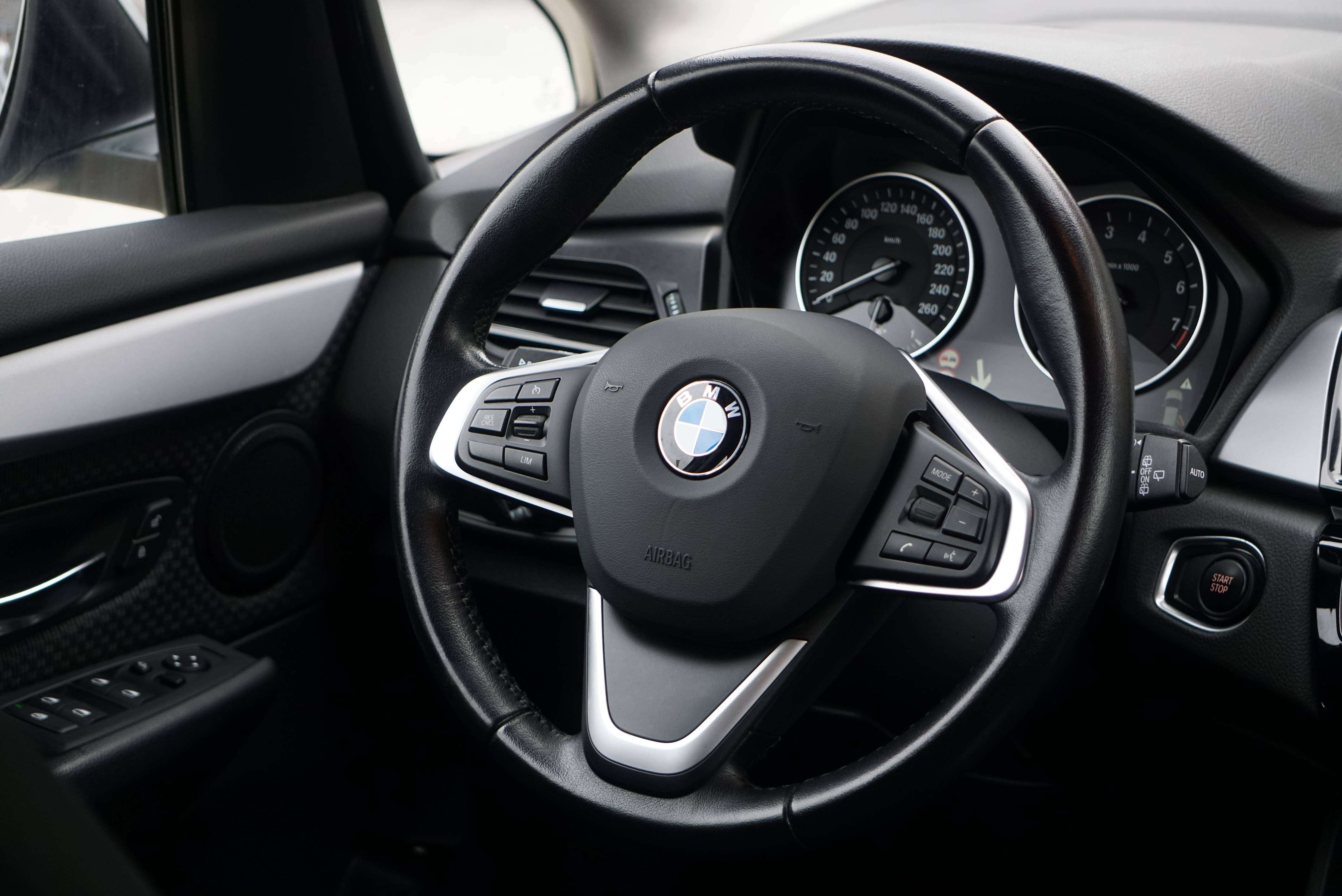 BMW 225 Active Tourer ELEC+ESS BOITE-AUTO NAVI-CAM CRUISE