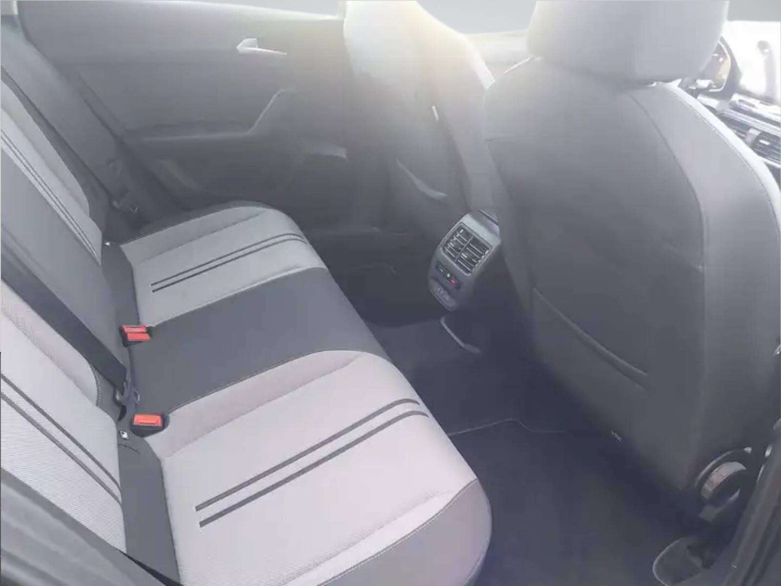 SEAT Leon 1.0 EcoTSI:GPS/CLIM/BLUTOOTH/GARANTIE/