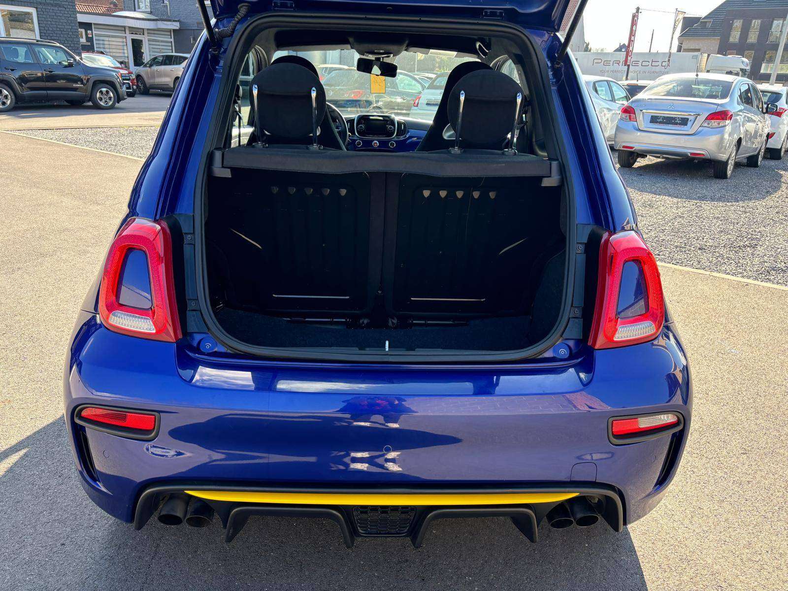 Fiat 500 Abarth 1.4i* ~~70th ANNIVERSARY~~ AIRCO  BLUETOOTH PARKHULP ACHTER