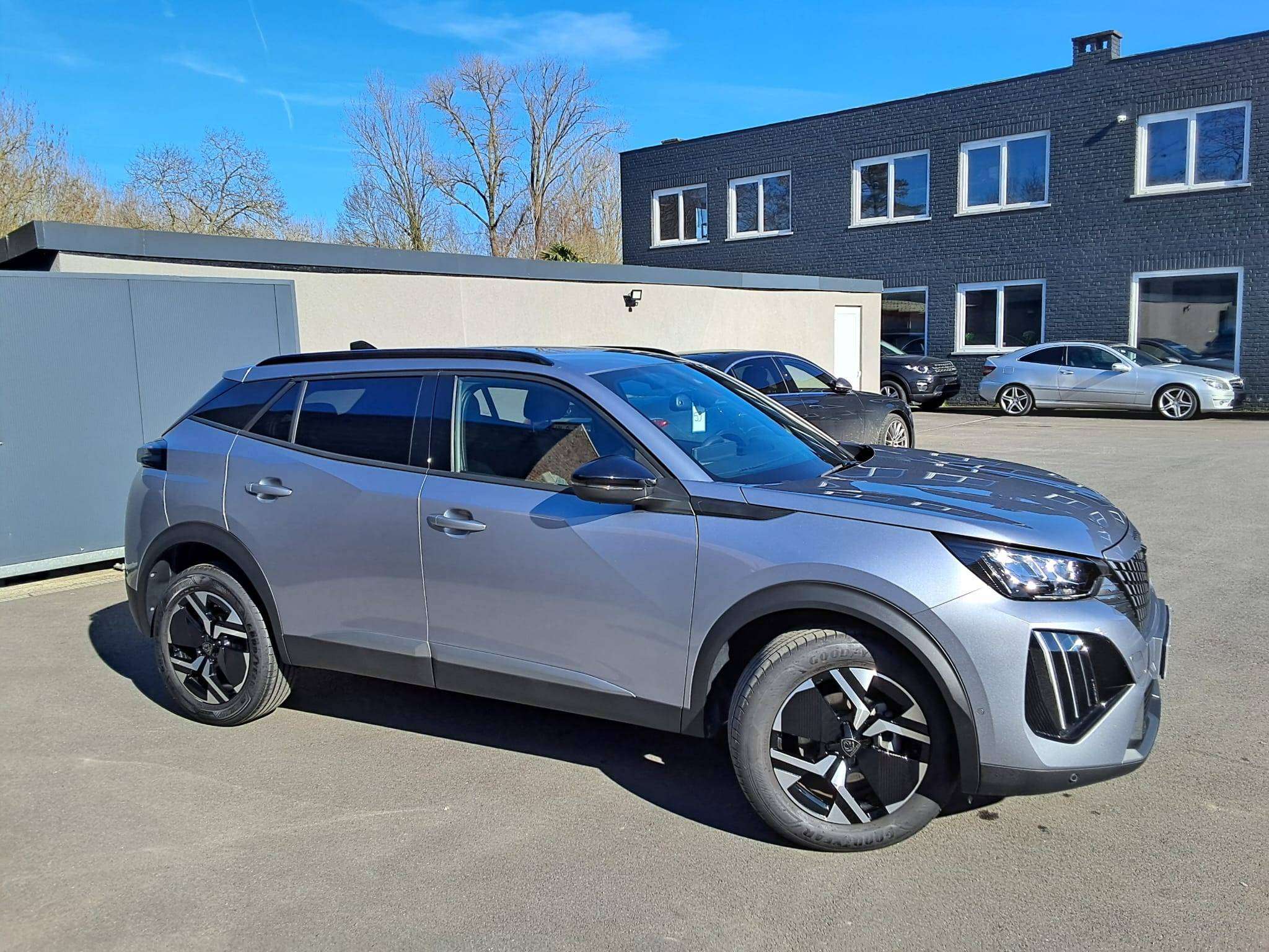Peugeot 2008 1.2Turbo Allure 360°CAM PARKHULP V&A CARPLAY AIRCO