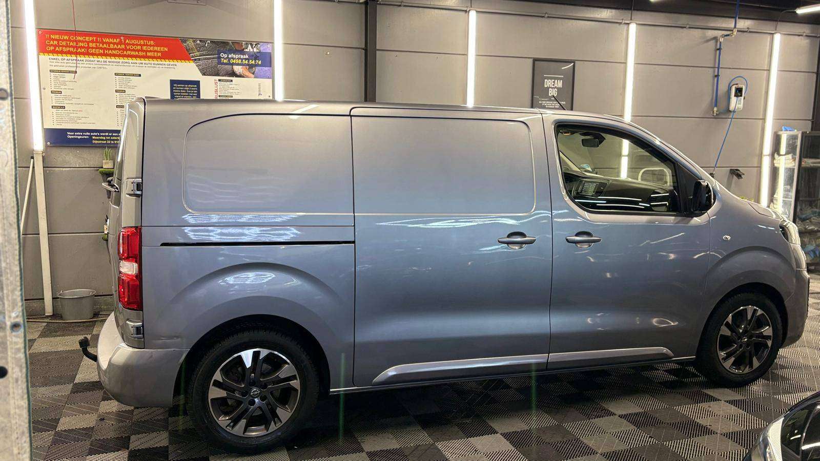 Opel Vivaro VIVARO 2.0d AUTOMATIQUE bj. 2022 31000km