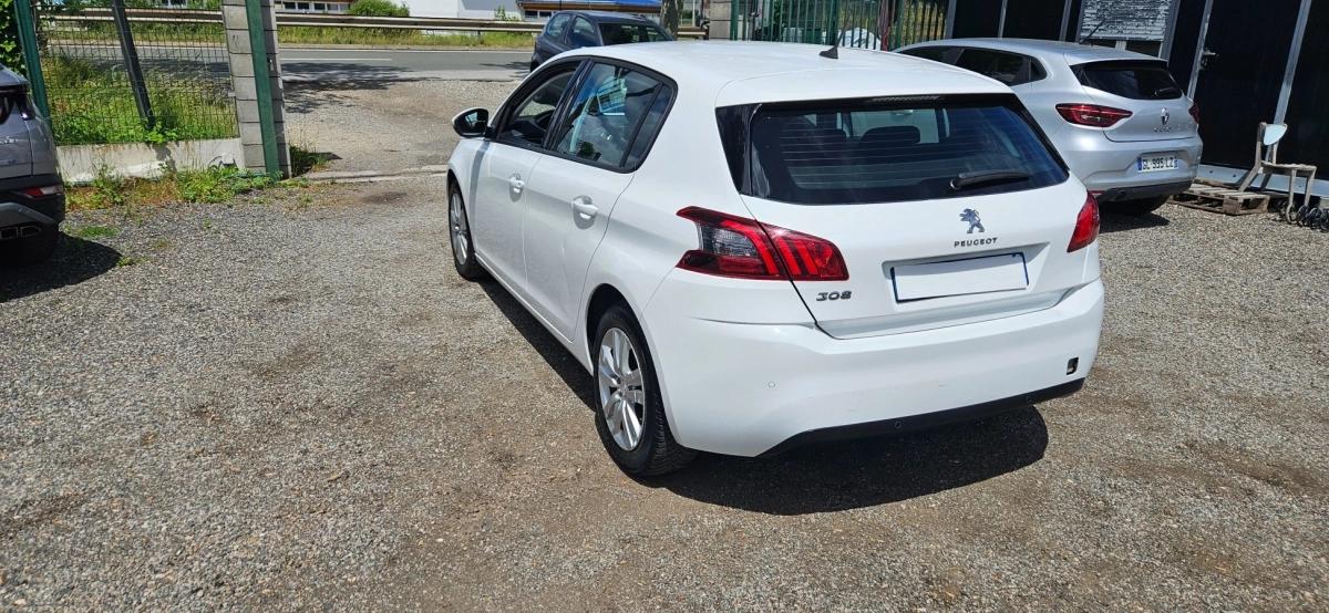 Peugeot 308 GENERATION-II 1.5 BLUEHDI 130 Active Business START-STOP