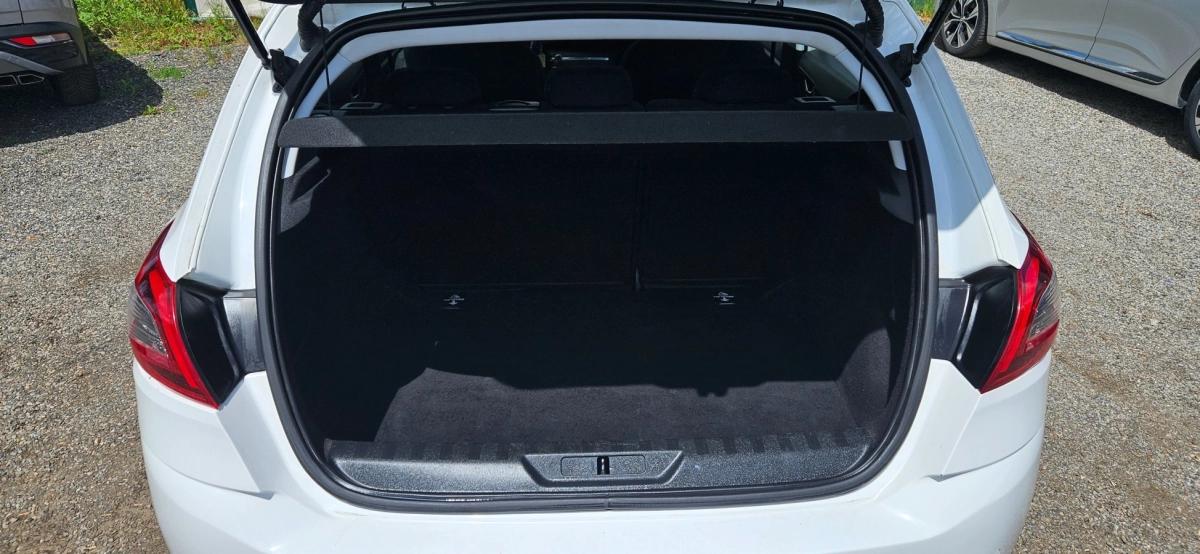 Peugeot 308 GENERATION-II 1.5 BLUEHDI 130 Active Business START-STOP