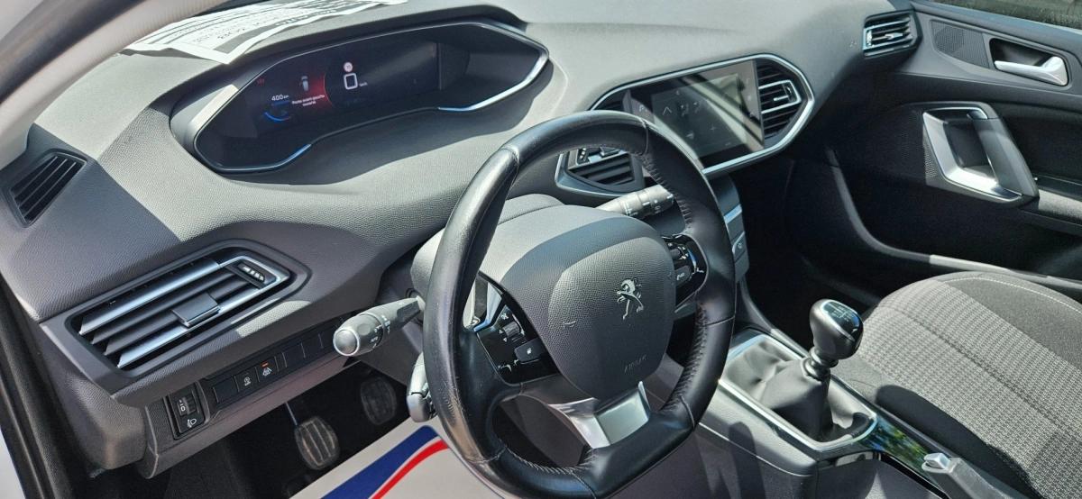 Peugeot 308 GENERATION-II 1.5 BLUEHDI 130 Active Business START-STOP