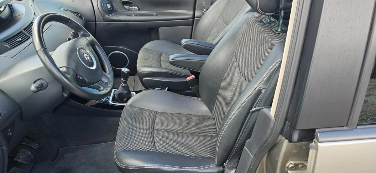 Renault Espace 2.0 DCI 130 ALYUM