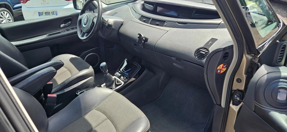 Renault Espace 2.0 DCI 130 ALYUM