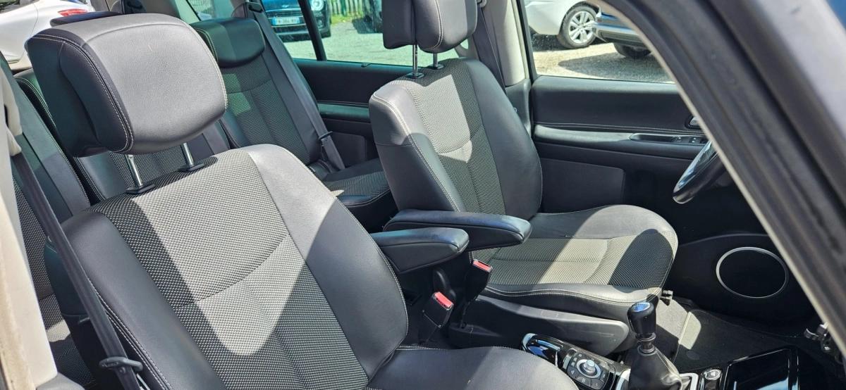 Renault Espace 2.0 DCI 130 ALYUM