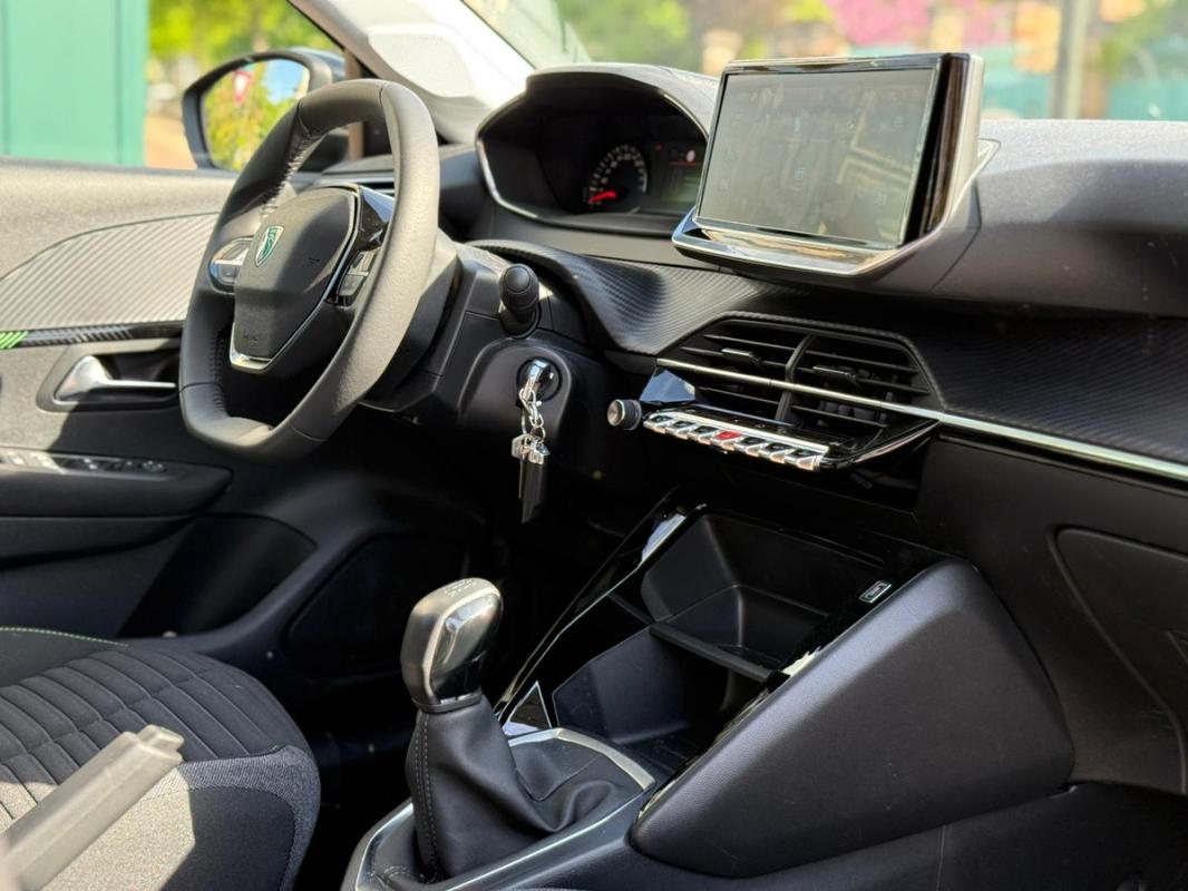 Peugeot 208 Finition Active - 75 cvs Moteur à chaine