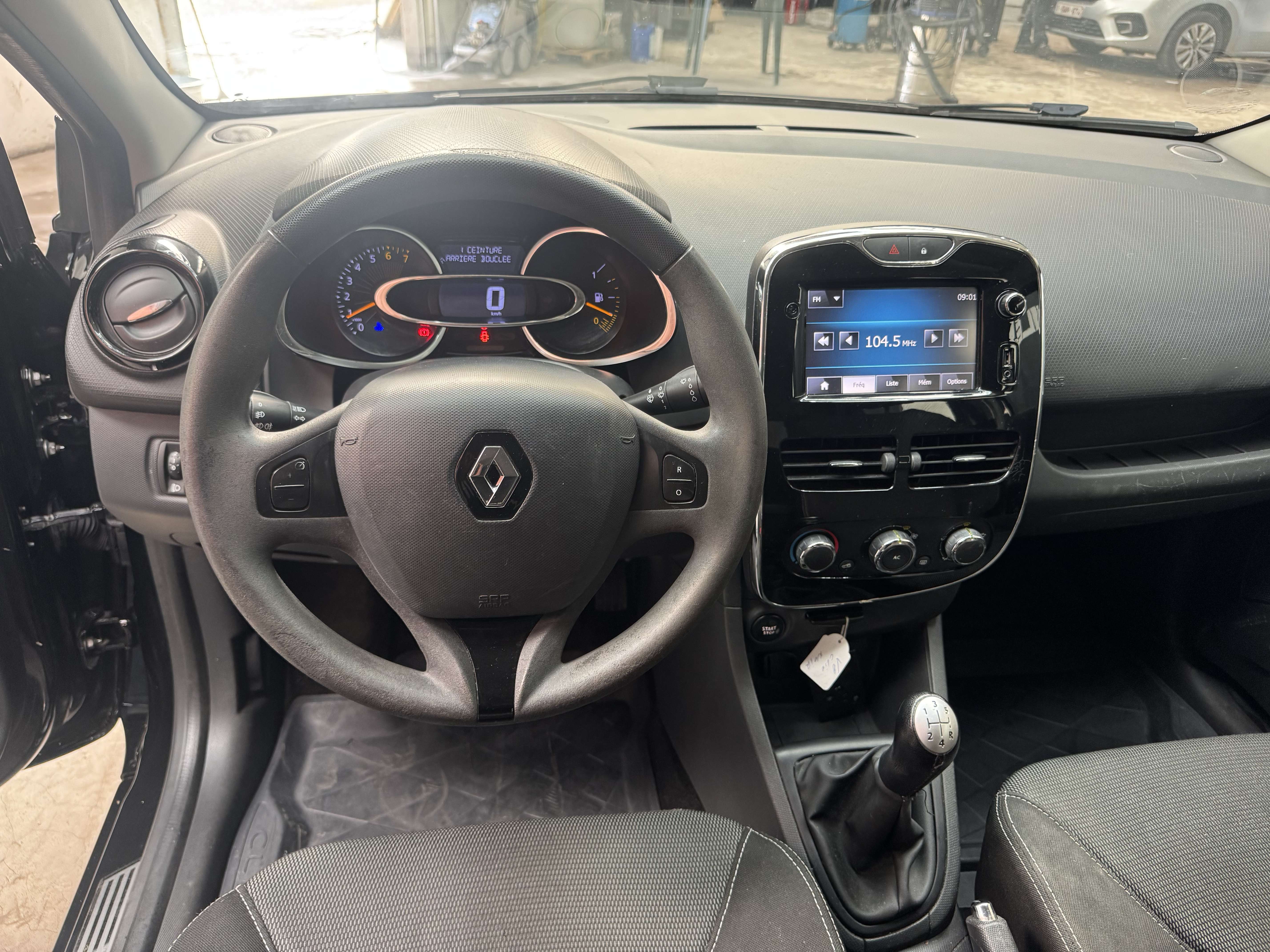 Renault Clio **EXPORT MARCHAND **