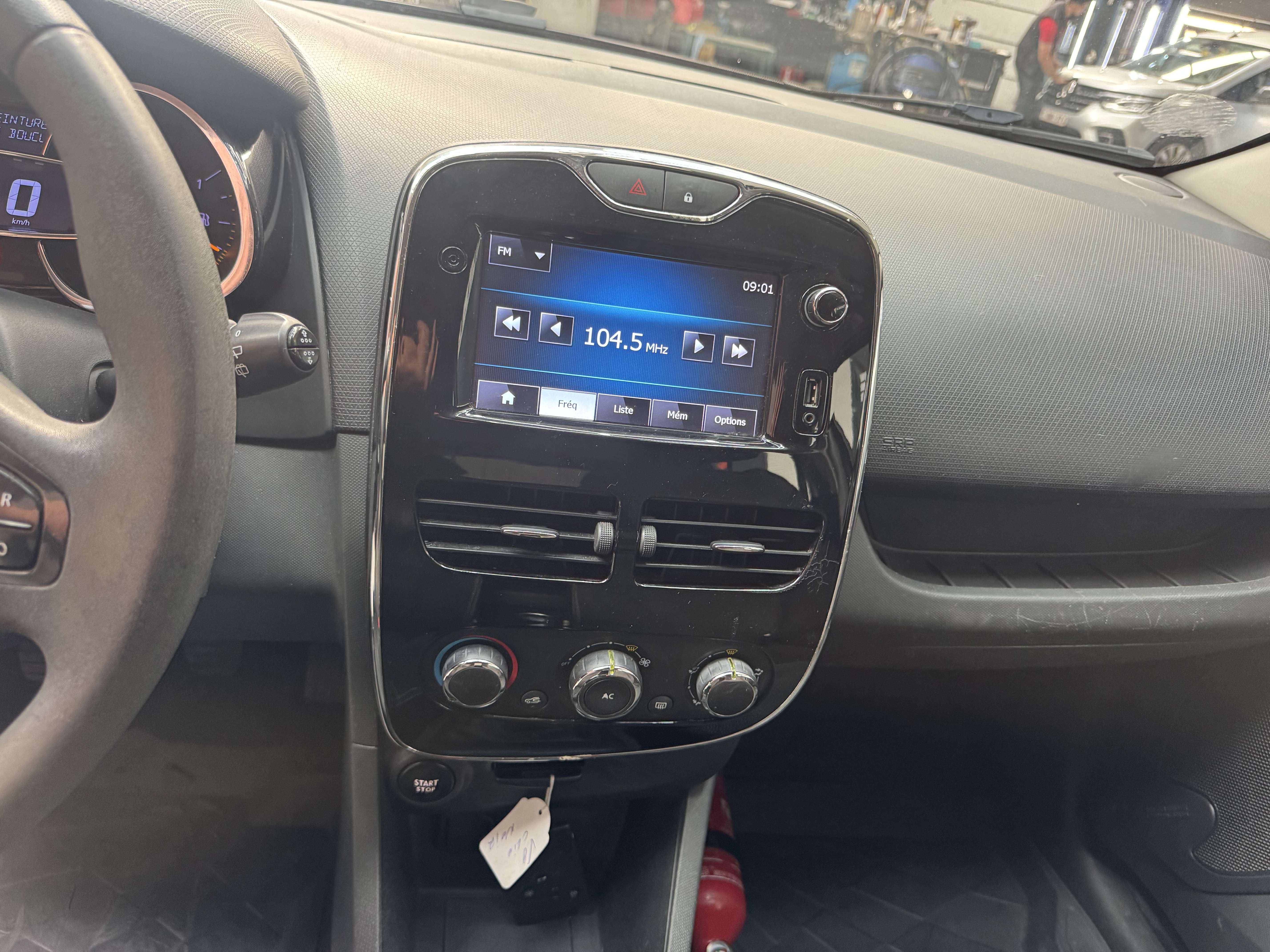Renault Clio **EXPORT MARCHAND **