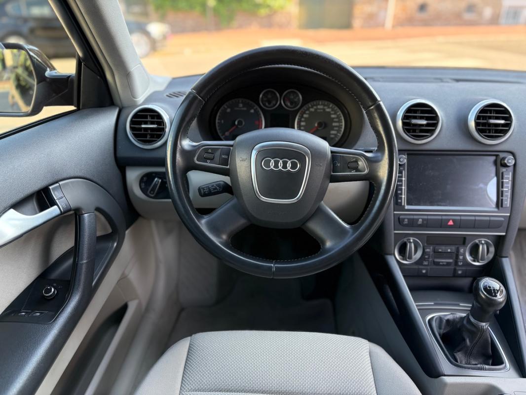 Audi A3 DESIGN EDITION Phase 2 1.6 TDi 105 cv *STAGE 1*