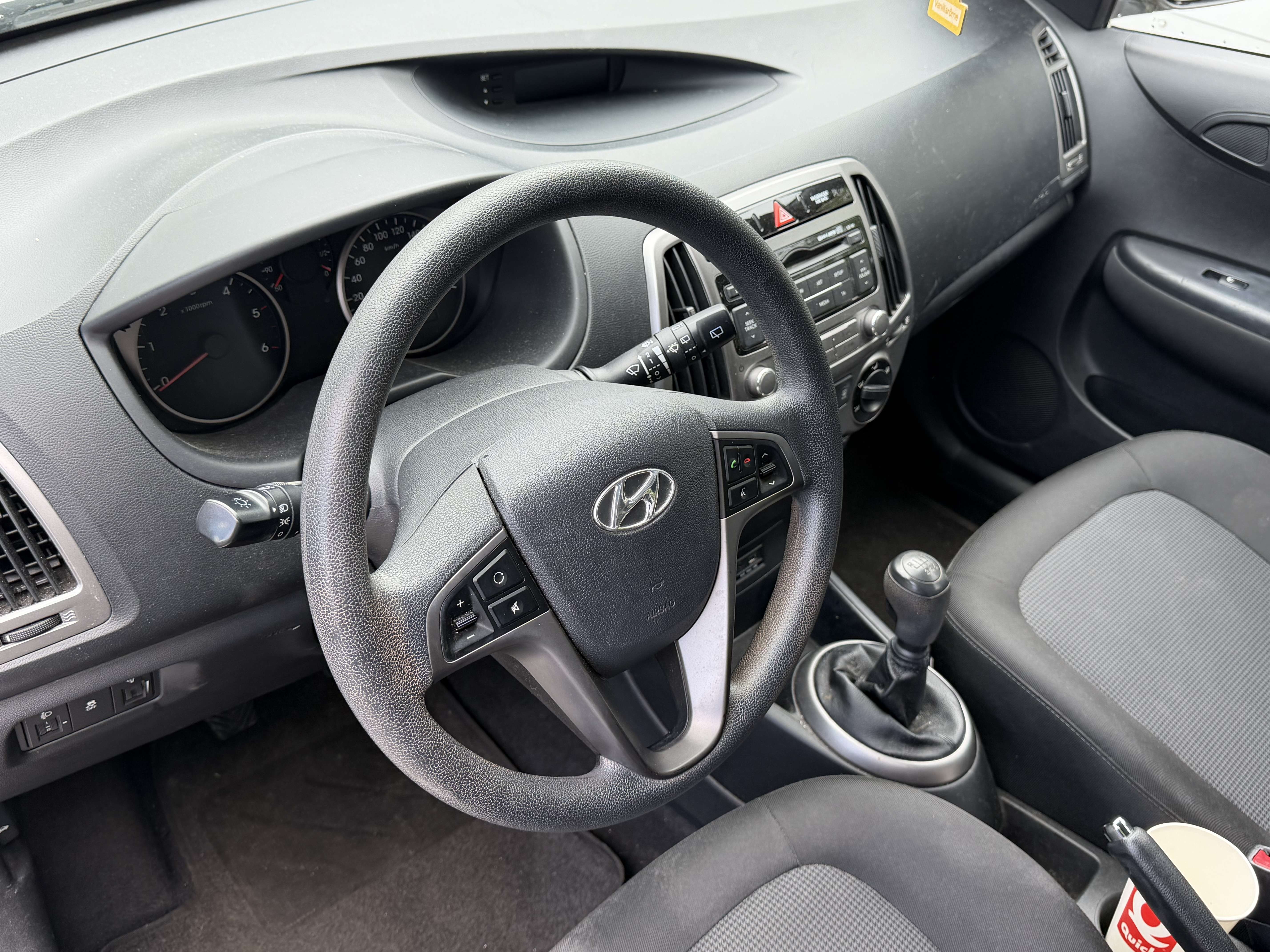 Hyundai i20 1.1 CRDi - 5 Portes - Euro 5b - MOTOR HS !!!