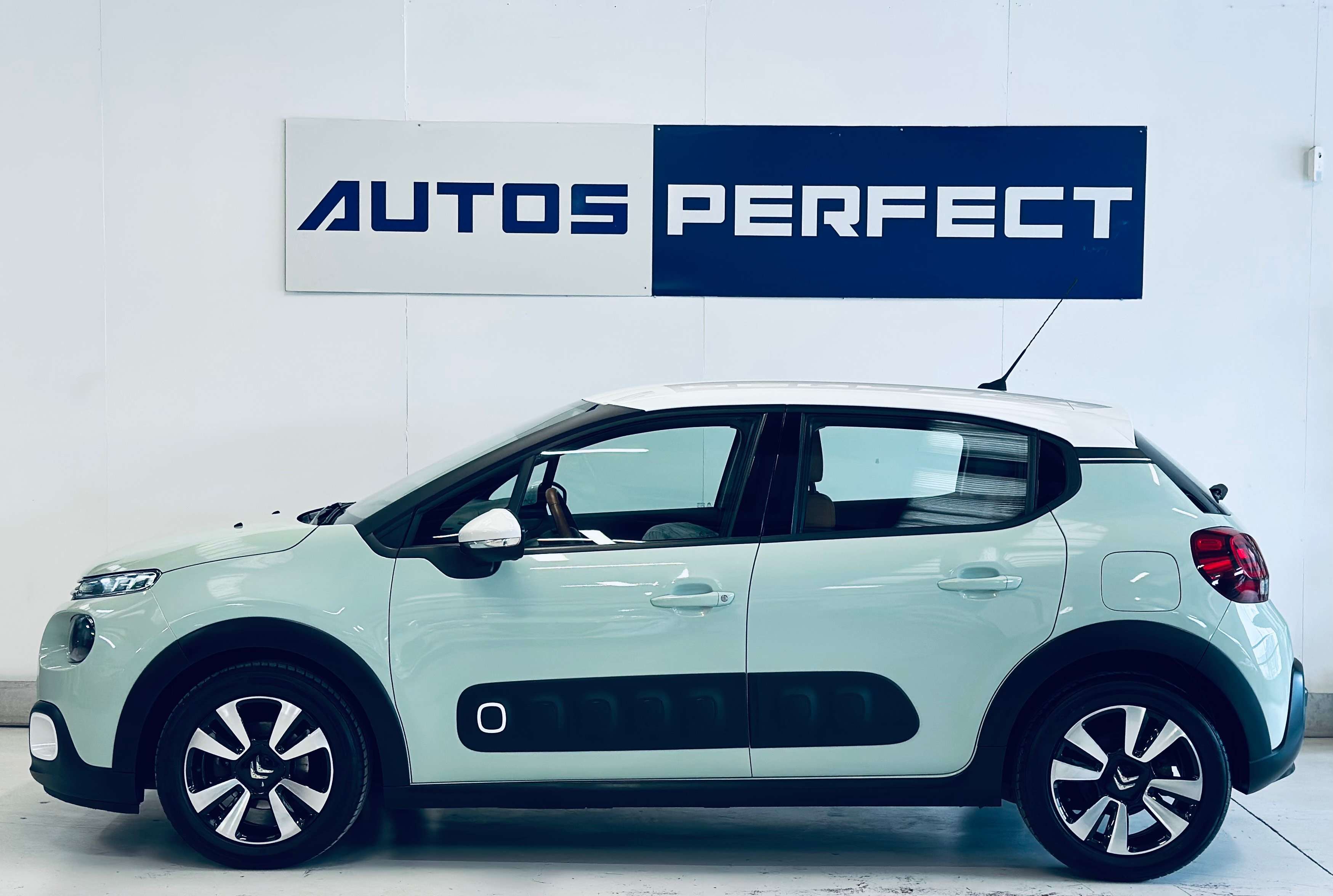 Citroen C3 1.6 PDC CRUISE LIM CAMERA BLUETOOTH NAVI CUIR