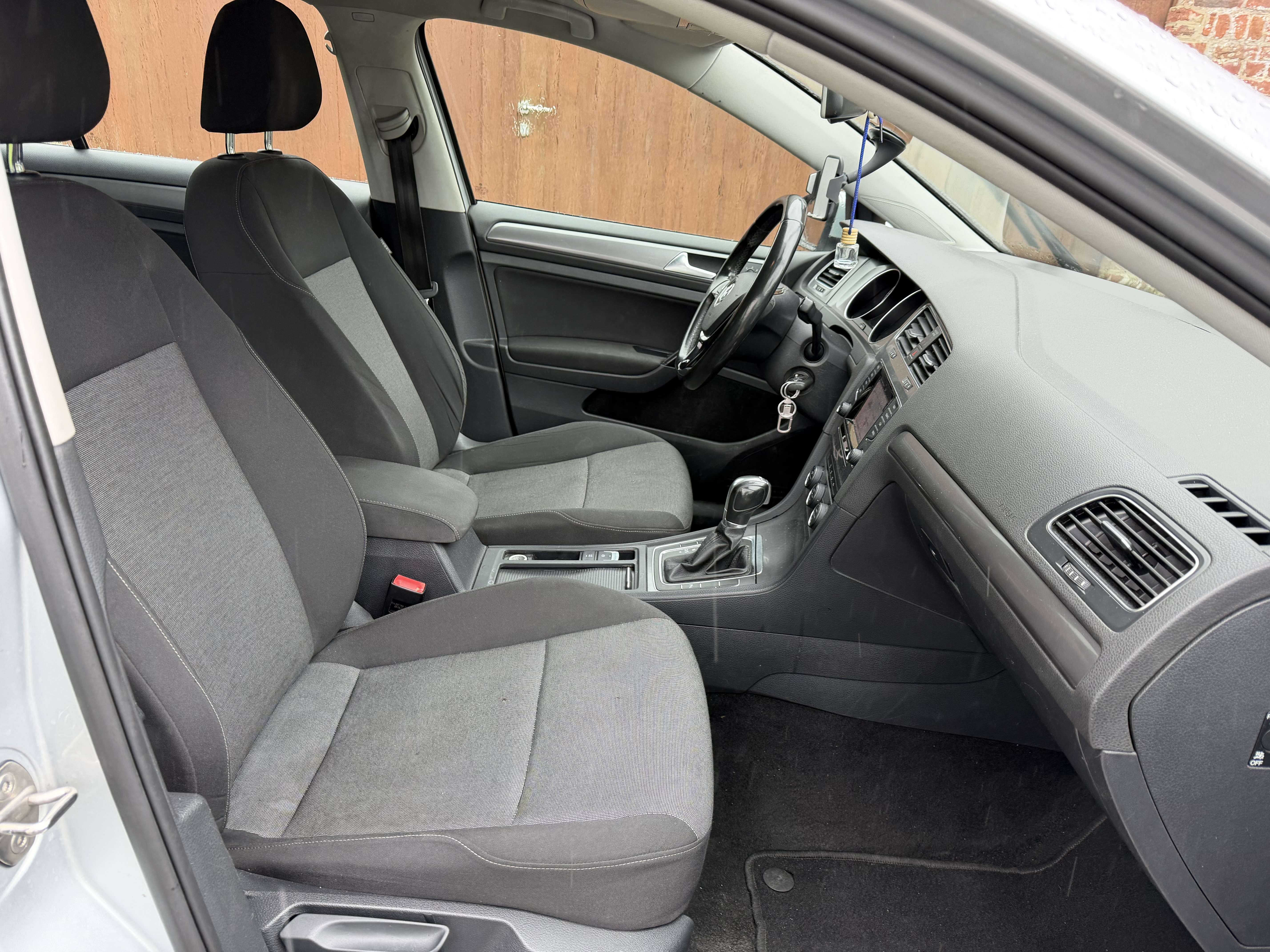 Volkswagen Golf 1.2 TSI Trendline DSG