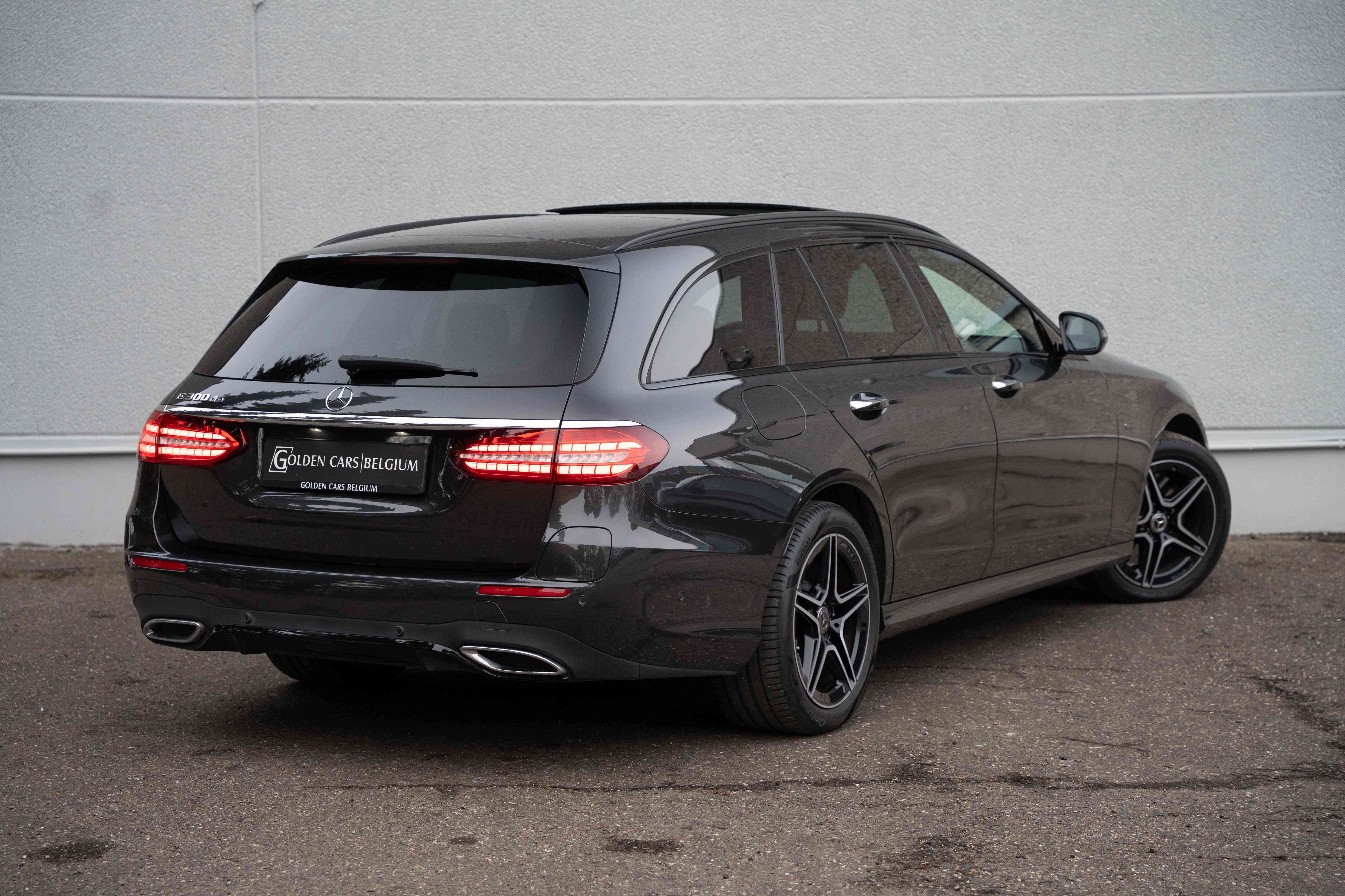 Mercedes-Benz E 300 de Touring AMG/PANO/MULTIBEAM/HUD/BURMESTER/NAPPA/360°
