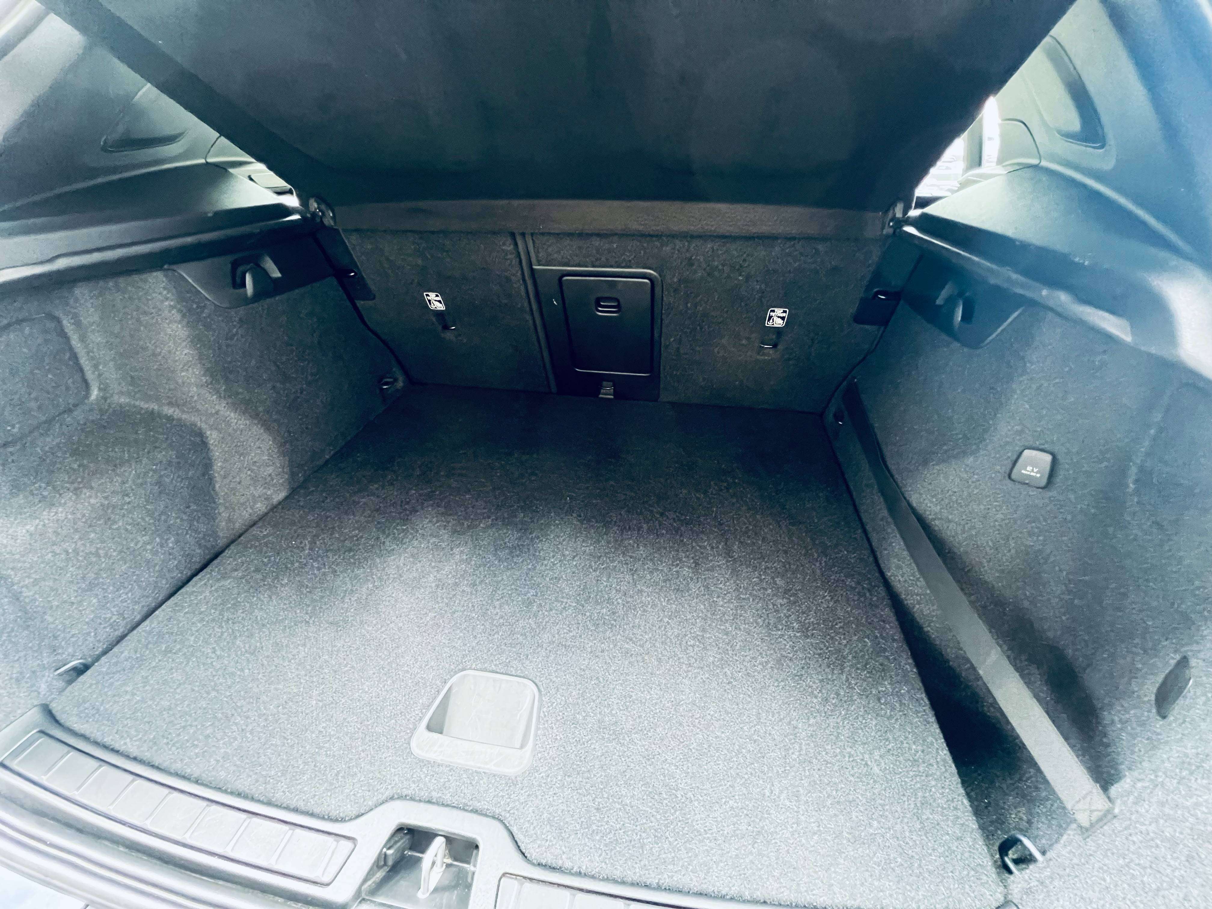 Volvo XC40 1.5 T3 Momentum EU6d+NAVI+CAMERA+TVA+CARNET+GARANTIE