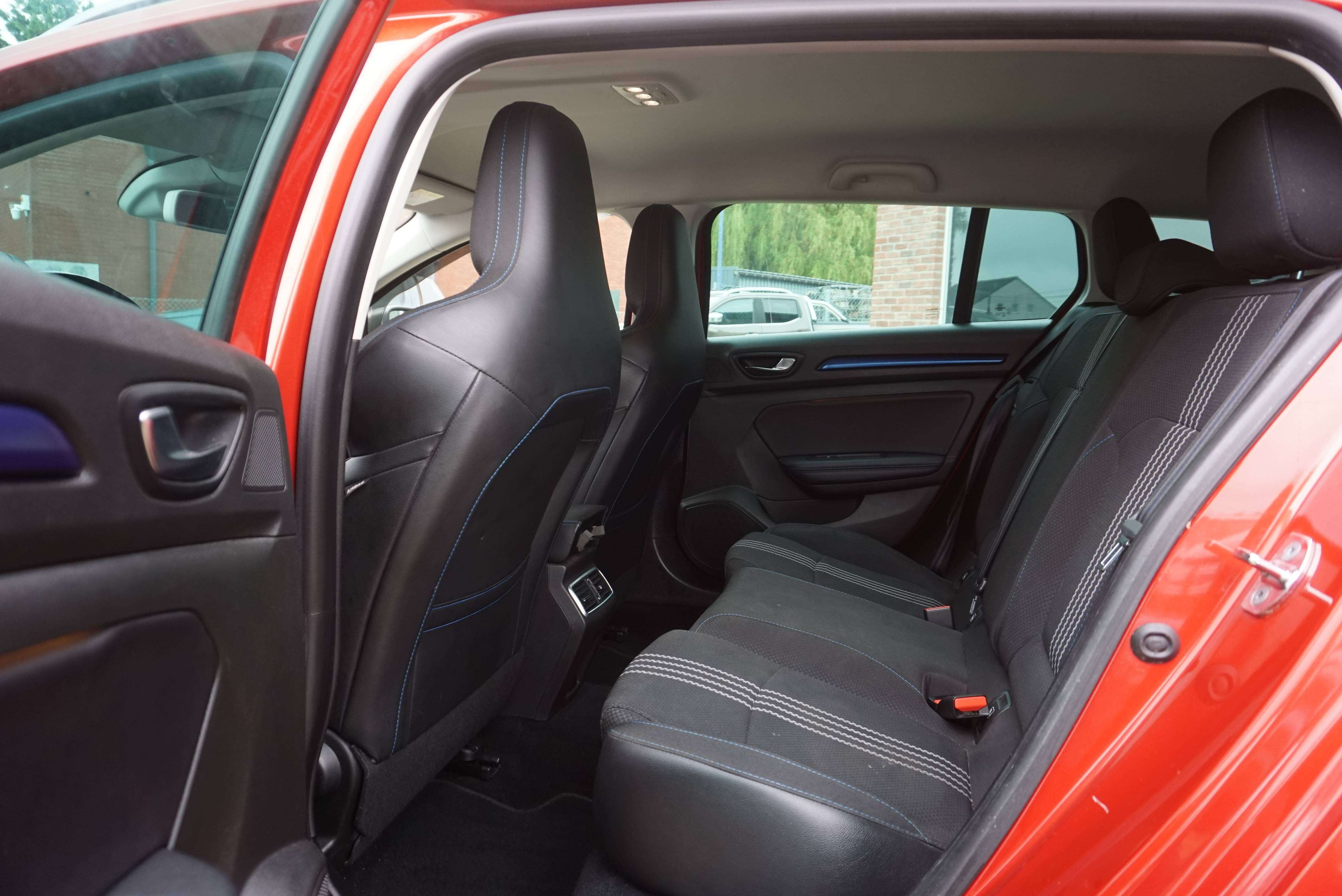 Renault Megane SW 1.5 dCi BOSE EDITION AUTO CAMERA LED PARK ASSIST