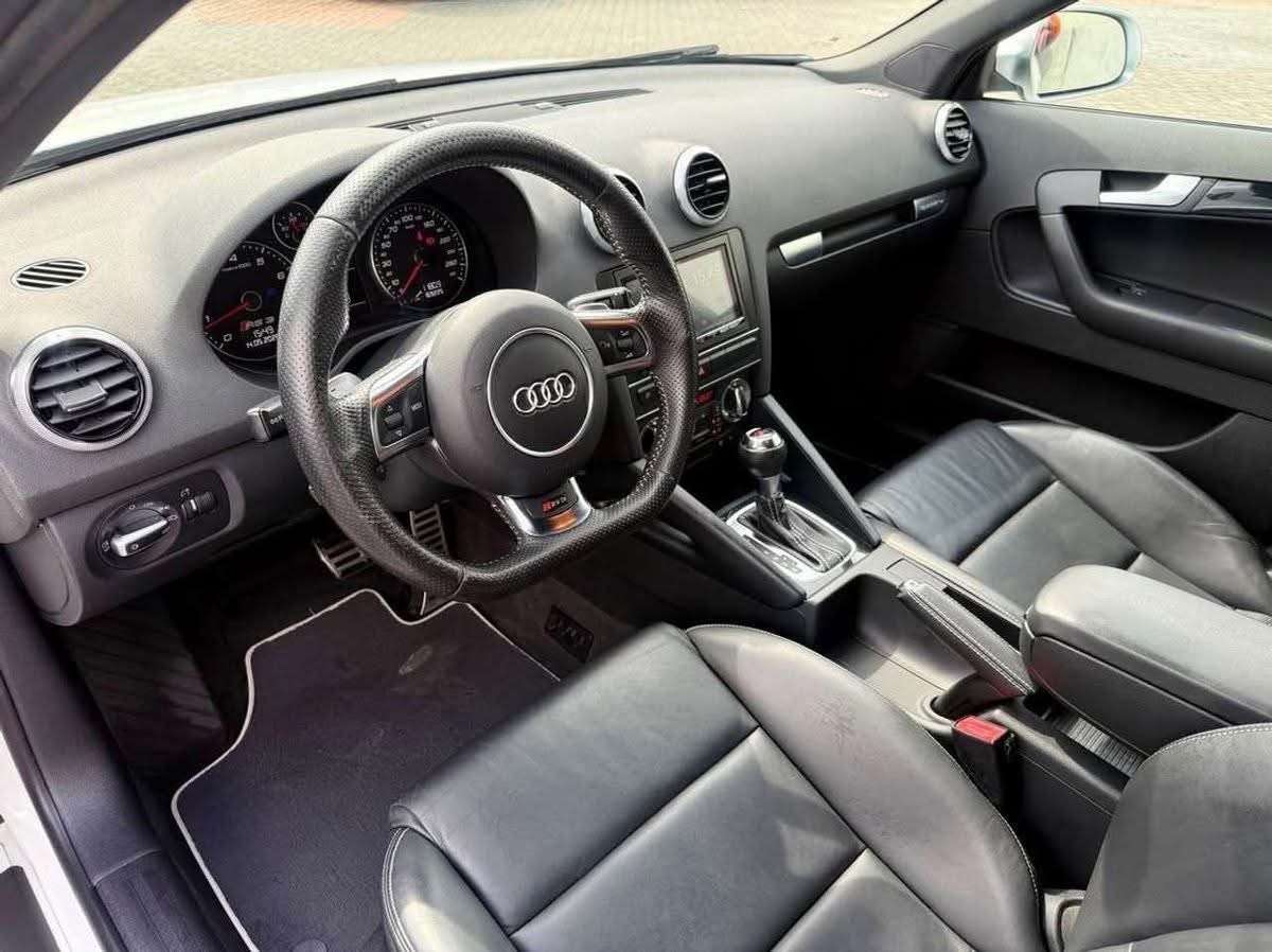 Audi RS3 Sportback 2.5 TFSI Quattro S tronic