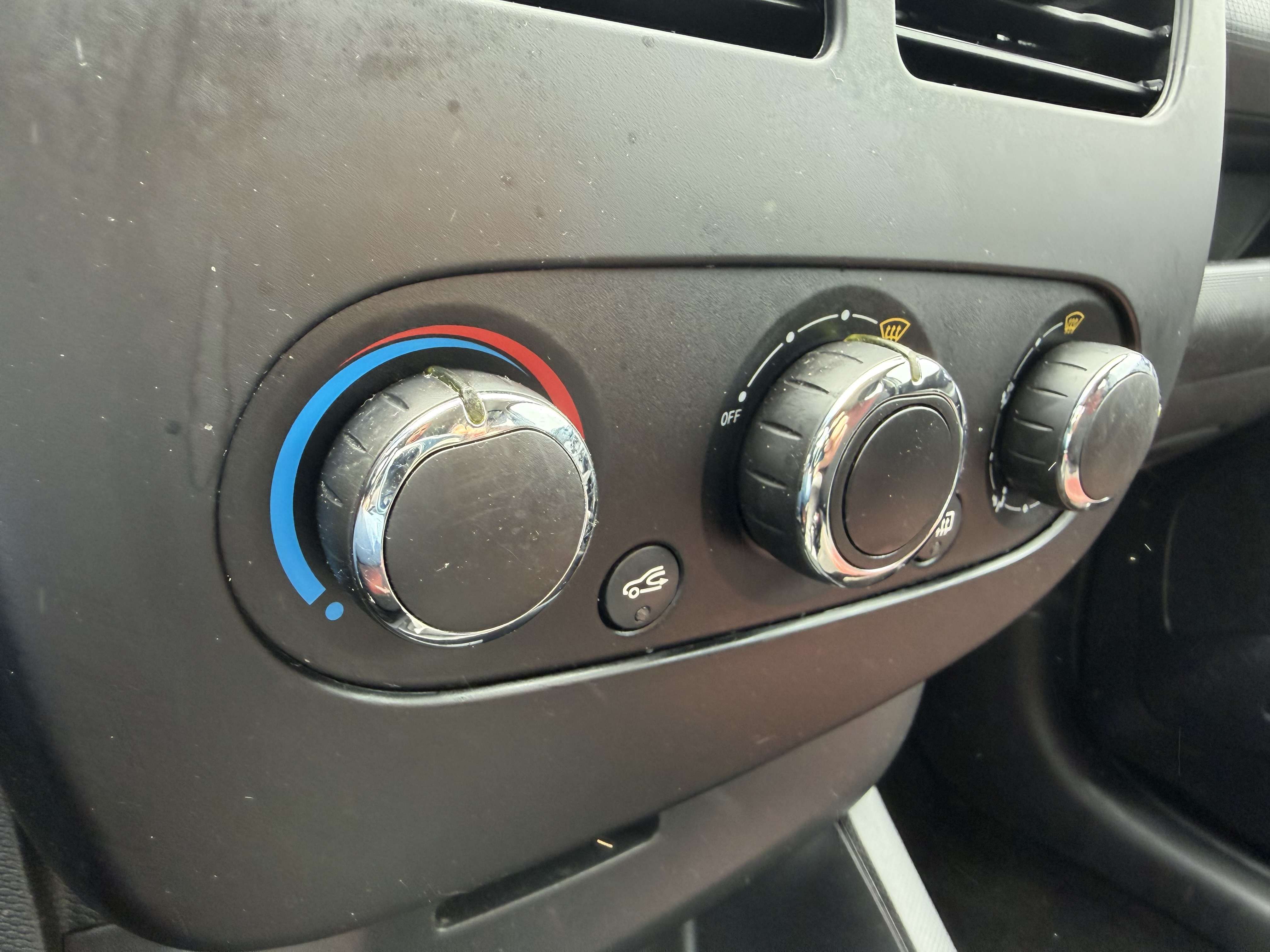 Renault Clio Clio 1.5 dCi - 5 Portes - Euro 5 - Bluetooth