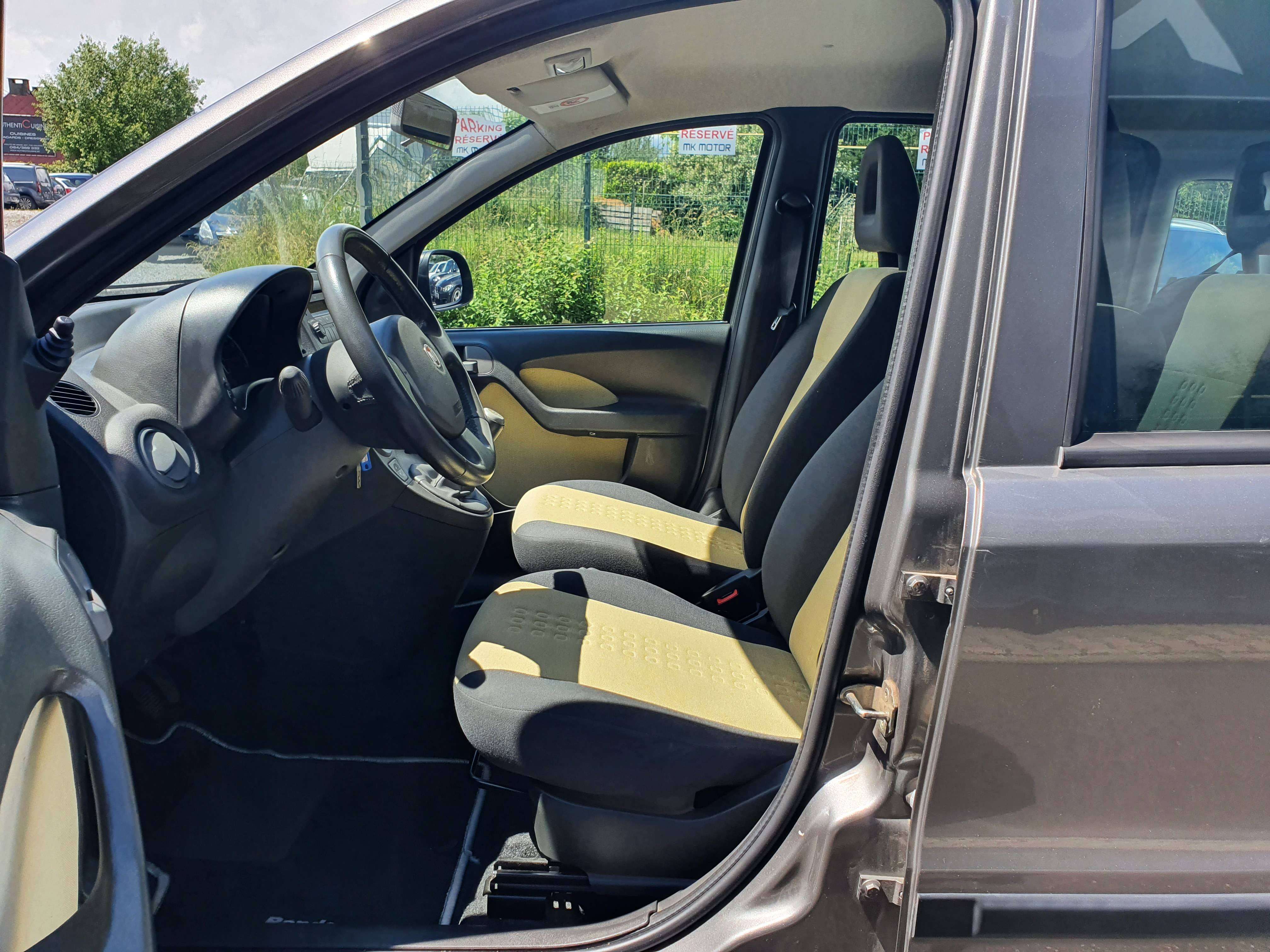 Fiat Panda 🟢1.2 ESSENCE 60CV / 1ER MAIN / GARANTIE 12 MOIS