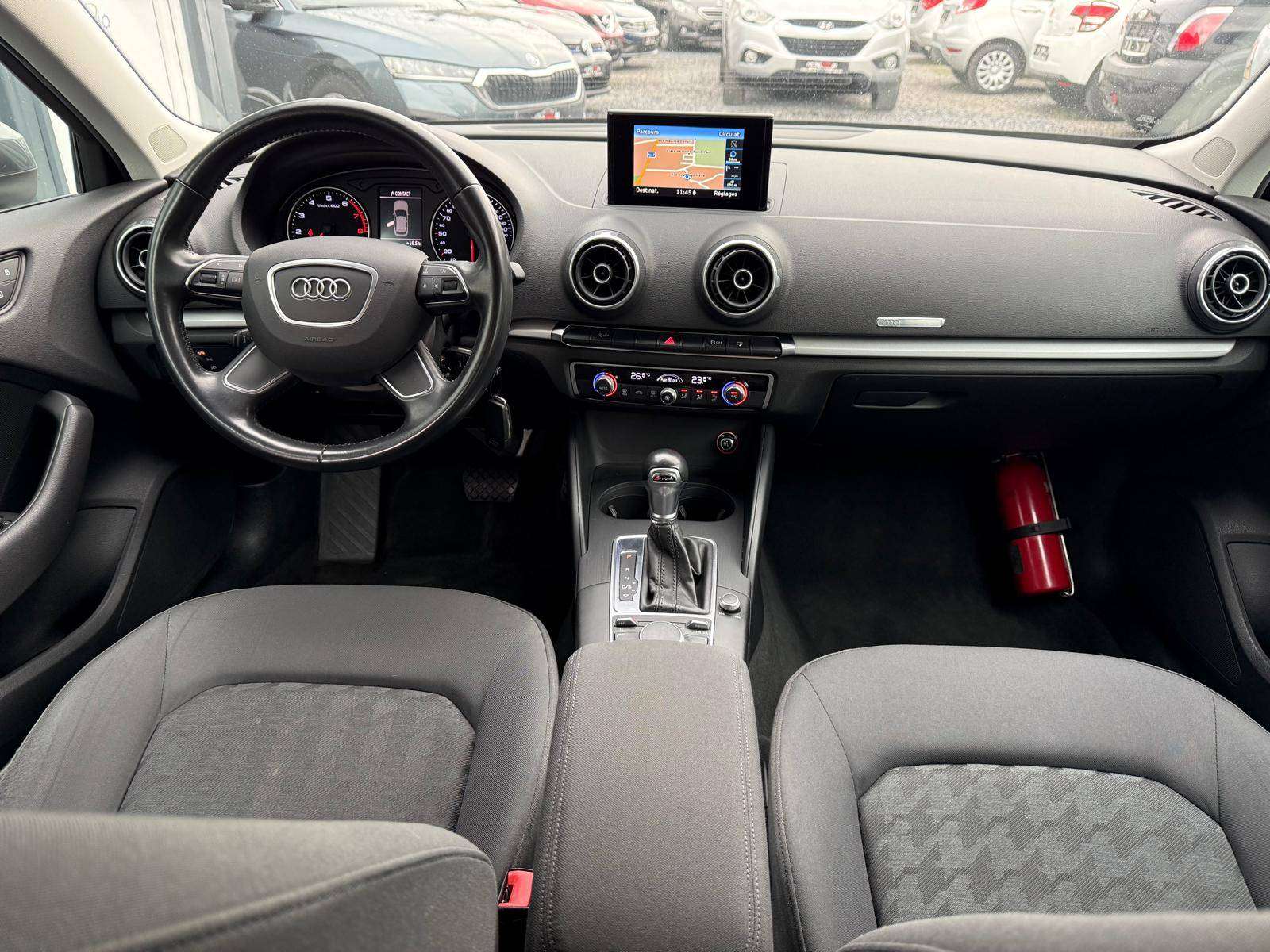 Audi A3 A3 Sportback 1.2 TFSI S tronic / 1e Main / Xenon /  Entretien + Garantie 1 an