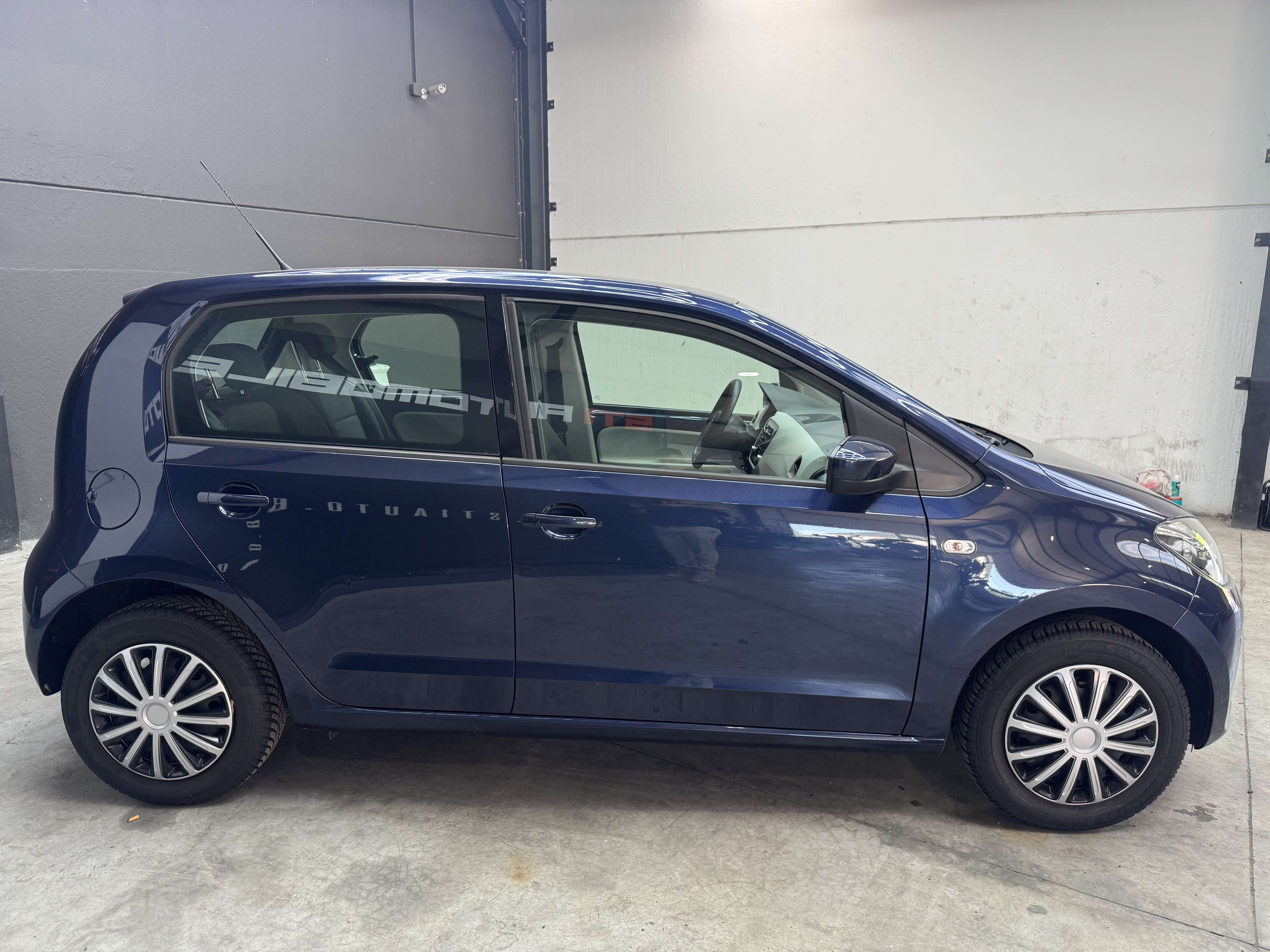 Volkswagen up! ** GARANTIE 12 MOIS **