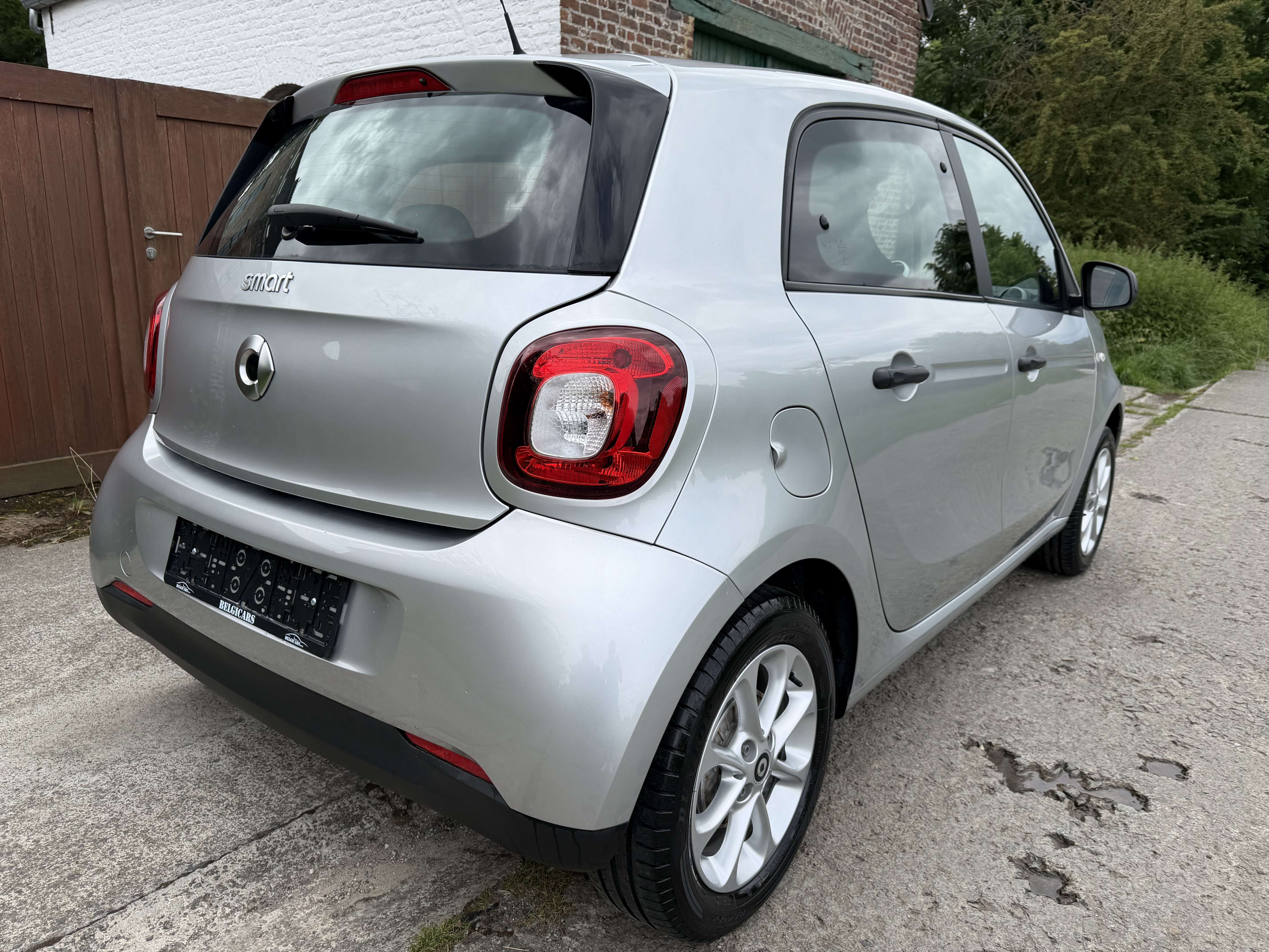 smart forFour Forfour 1.0i DCT * AUTOMATIC || AIRCO || CRUISE *