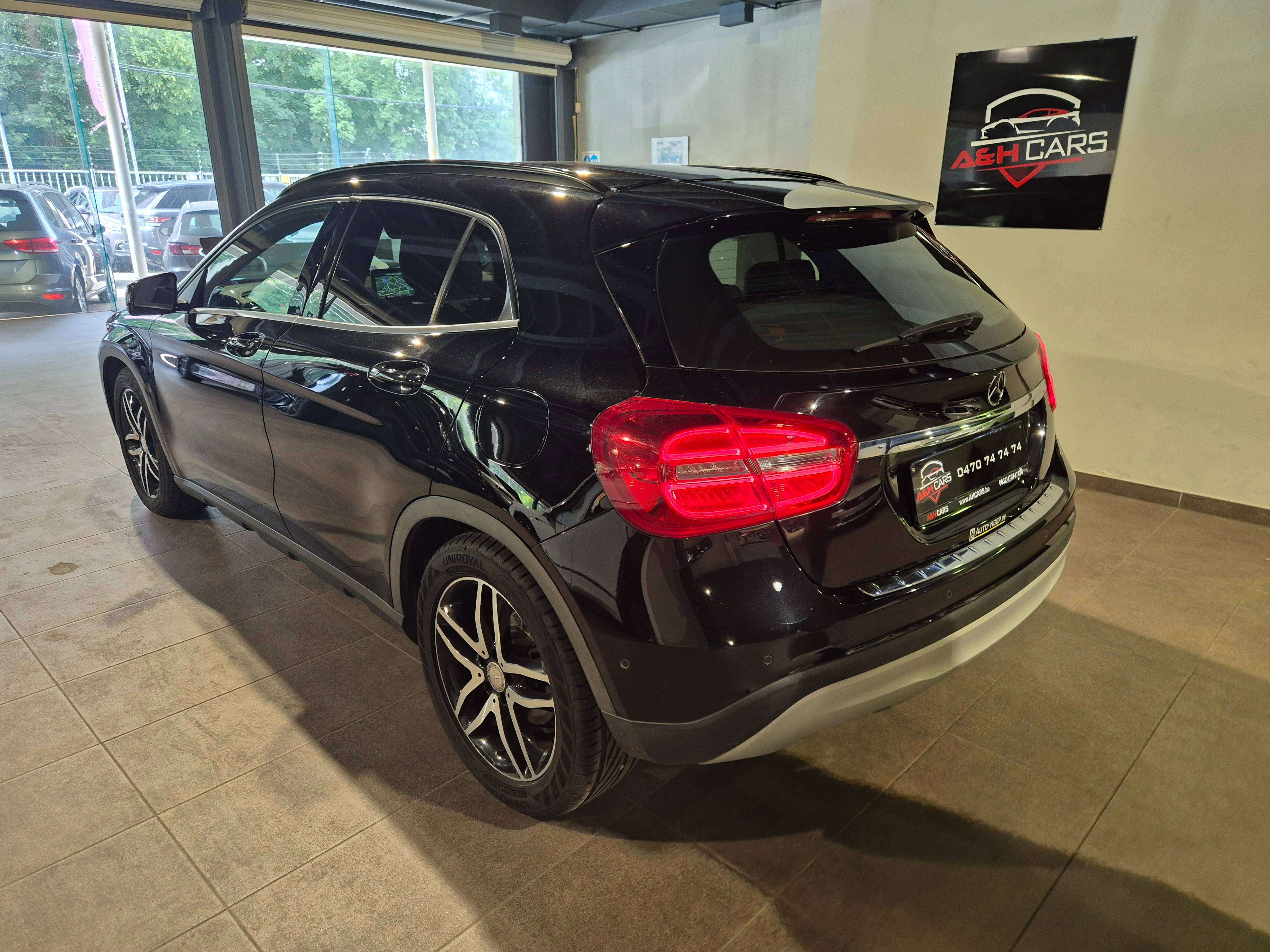 Mercedes-Benz GLA 200 GLA 200 d Activity Edition