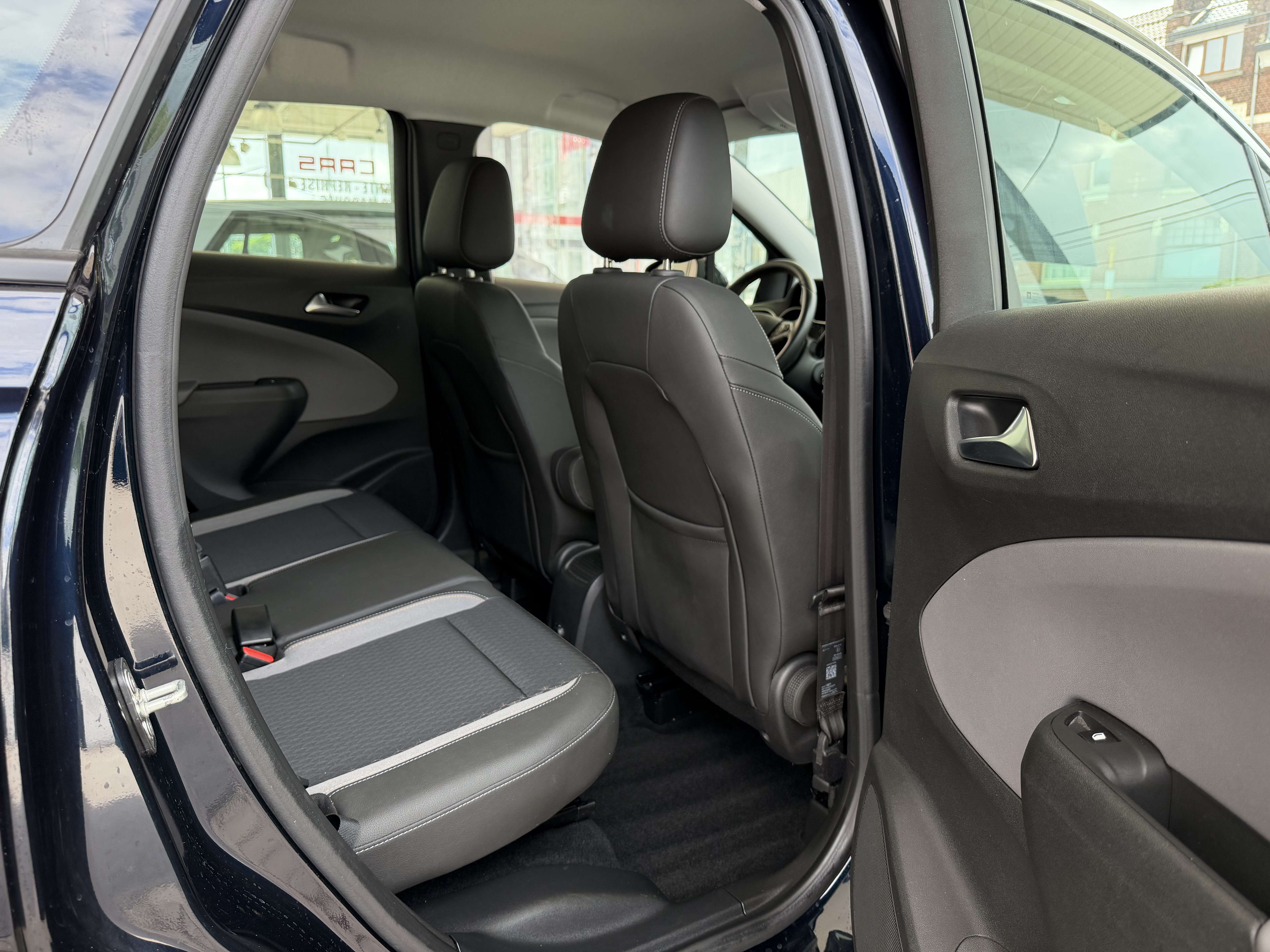 Opel Crossland X 1.2 Turbo CAMERA-GPS-CARPLAY-ANDROID-GAR 12MOIS