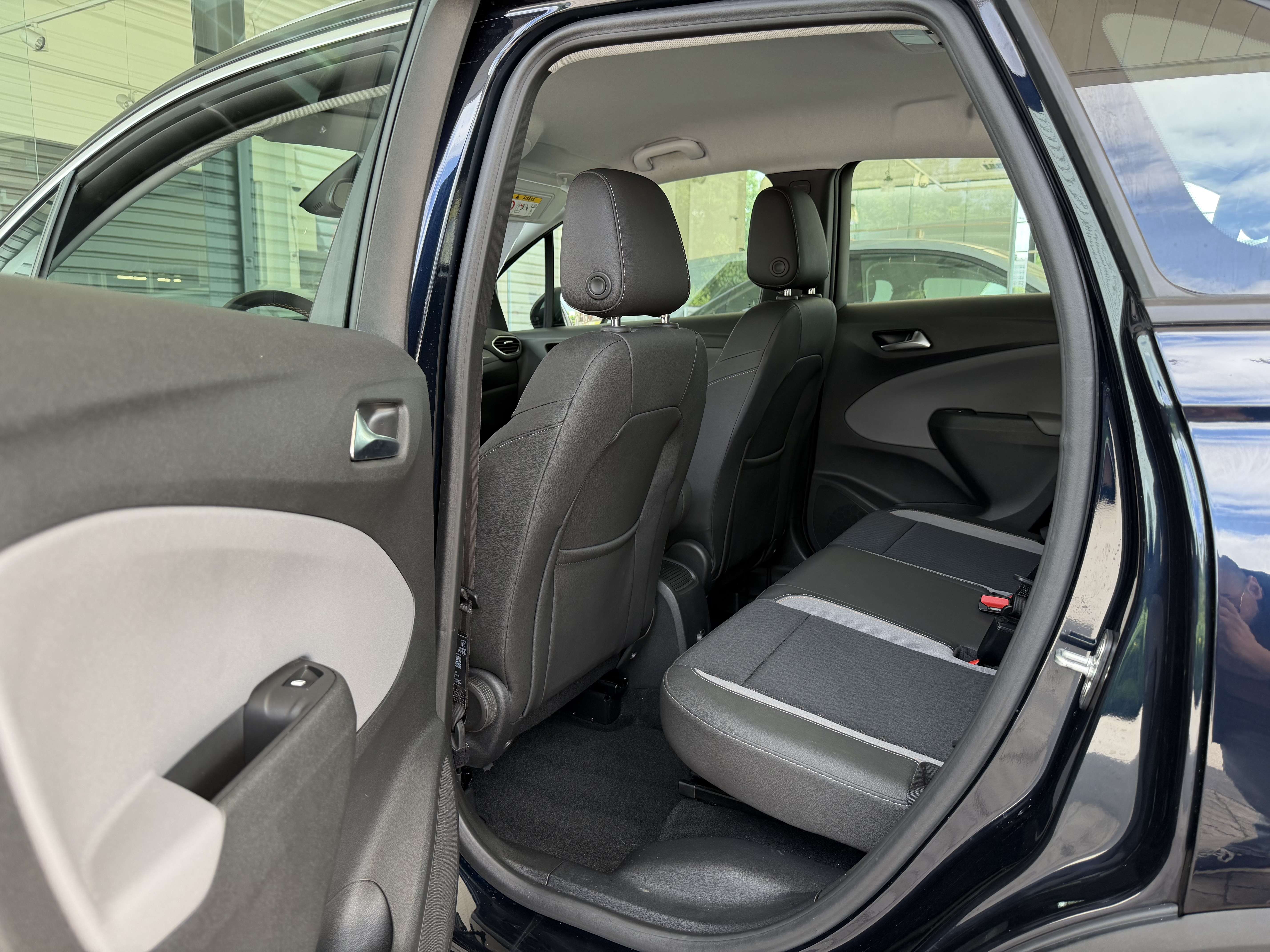 Opel Crossland X 1.2 Turbo CAMERA-GPS-CARPLAY-ANDROID-GAR 12MOIS