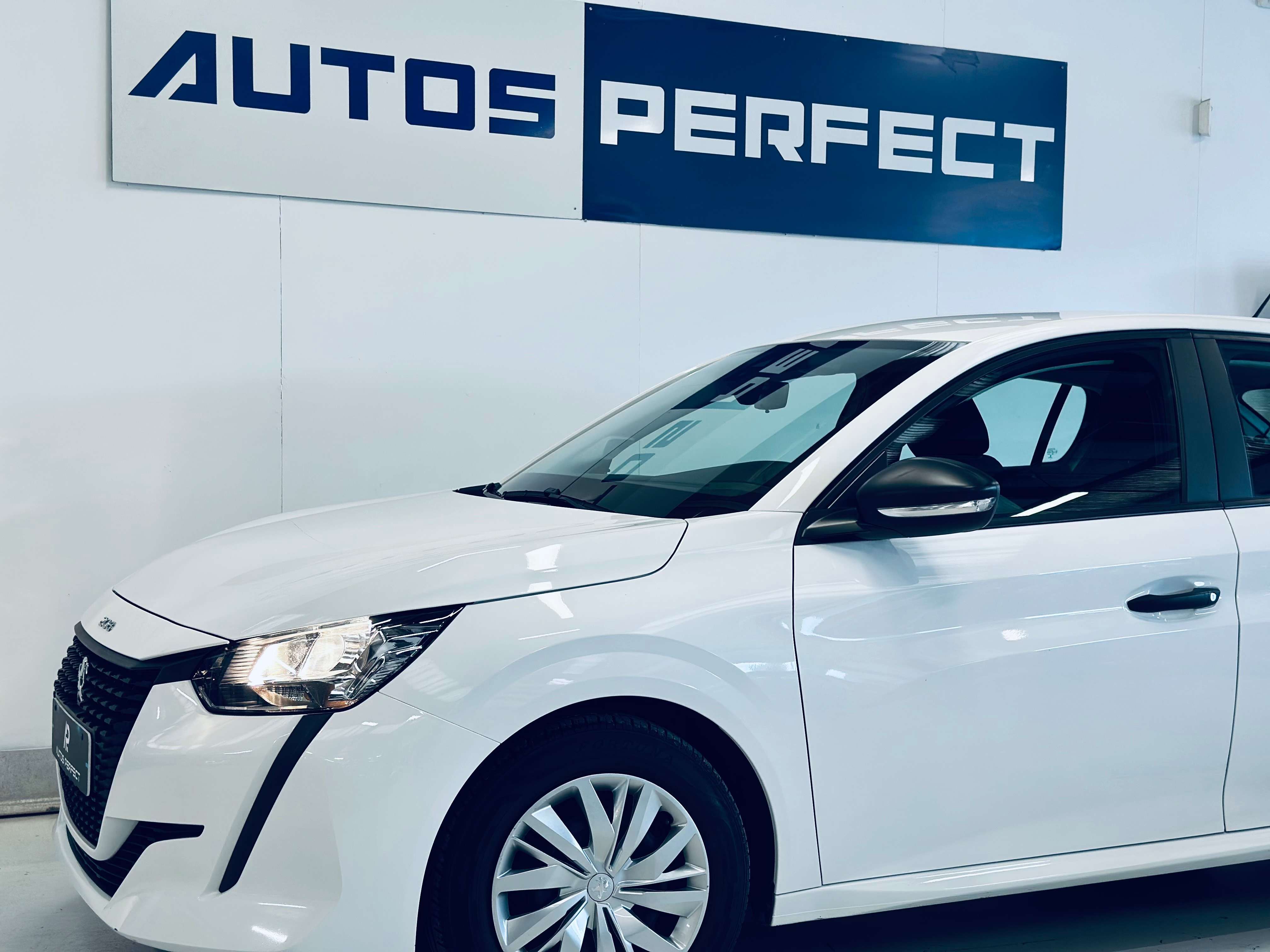 Peugeot 208 1.5 LIM CRUISE CLIM BLUETOOTH ISOFIX