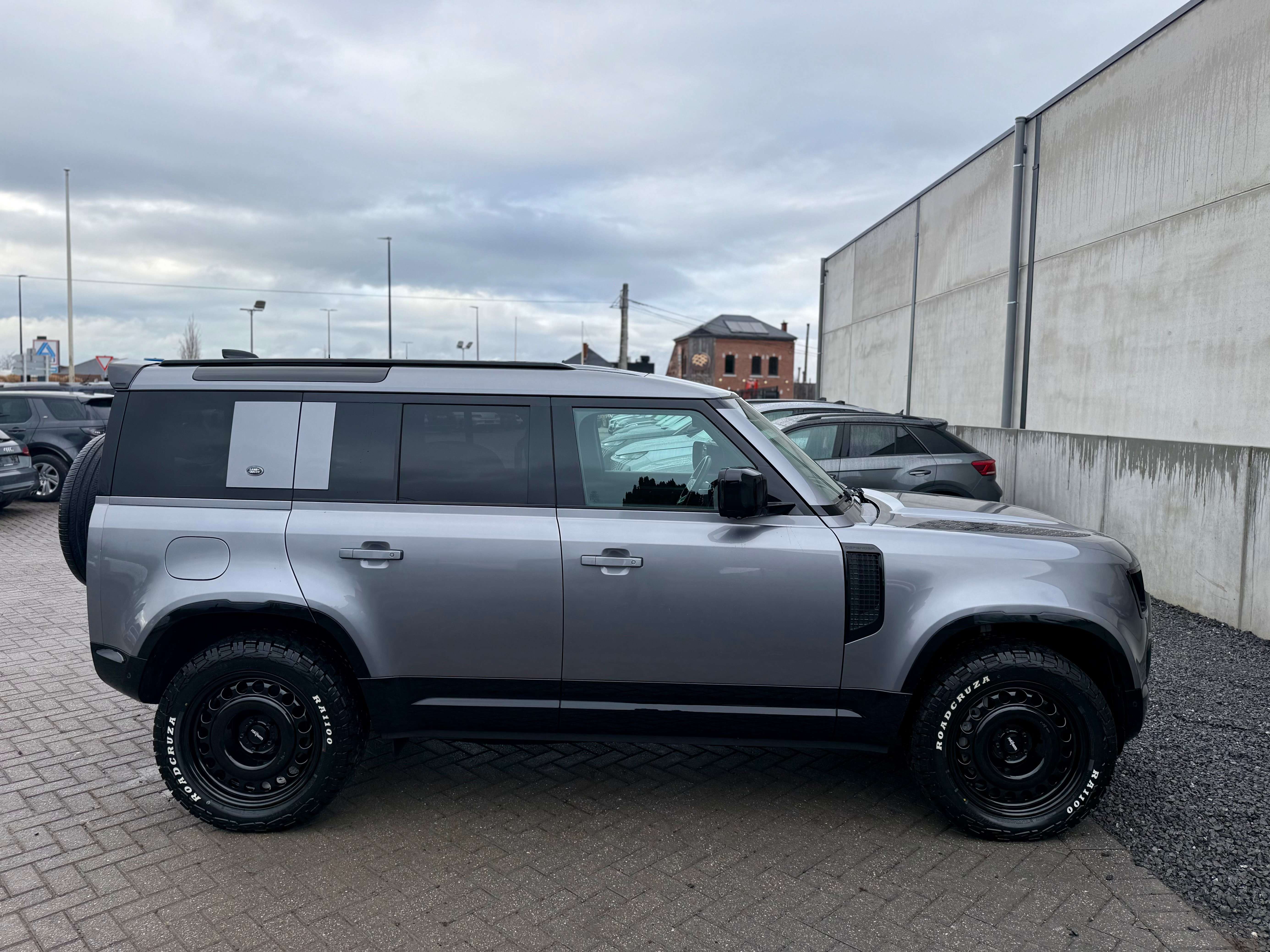 Land Rover Defender Defender 110 3.0 D MHEV D300 X-Dynamic SE