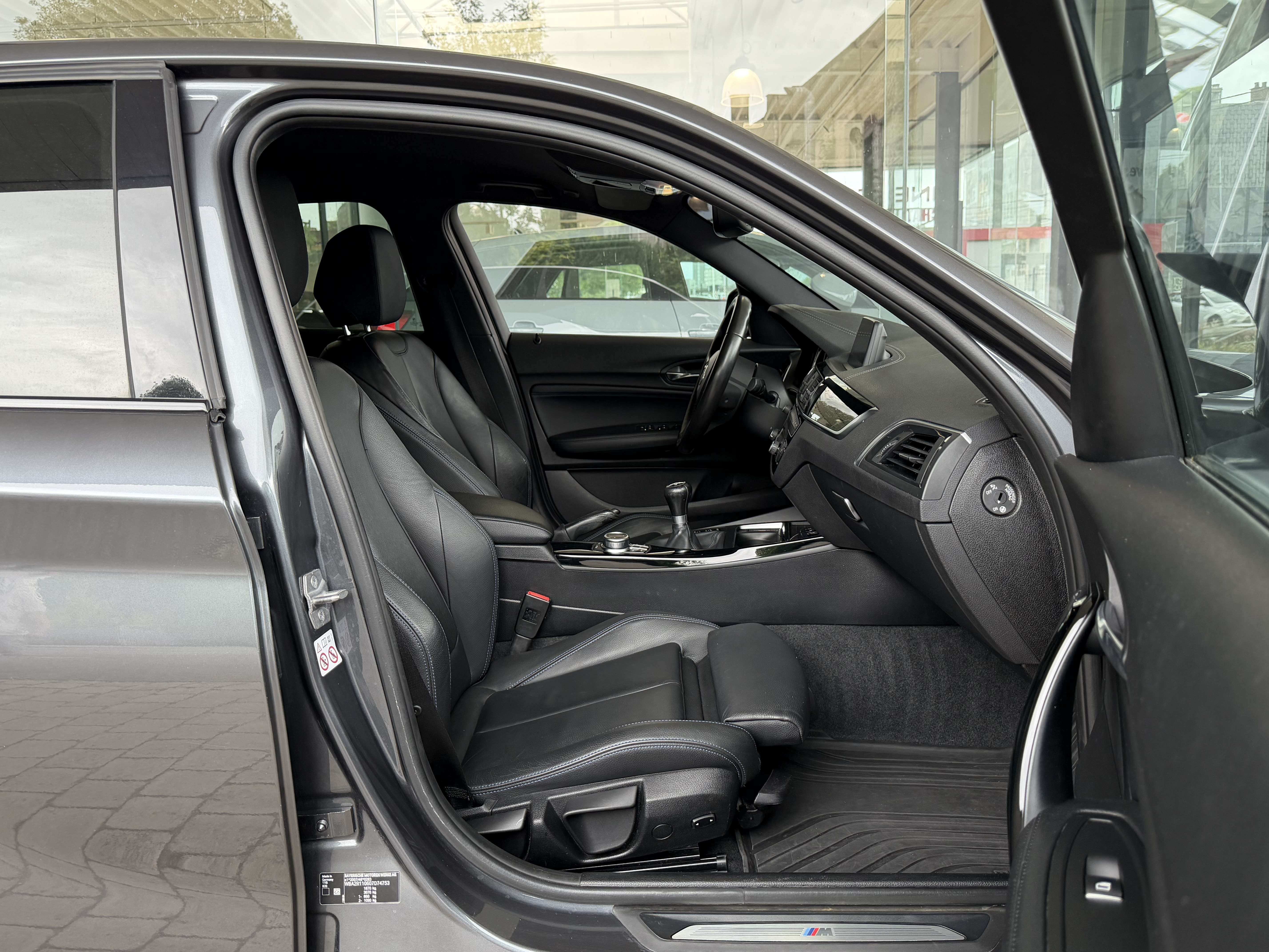 BMW 116 i Look 140i (PACK M) BIXENON-CUIR CHAUFF.-GPS-JA18-GAR 12MOIS